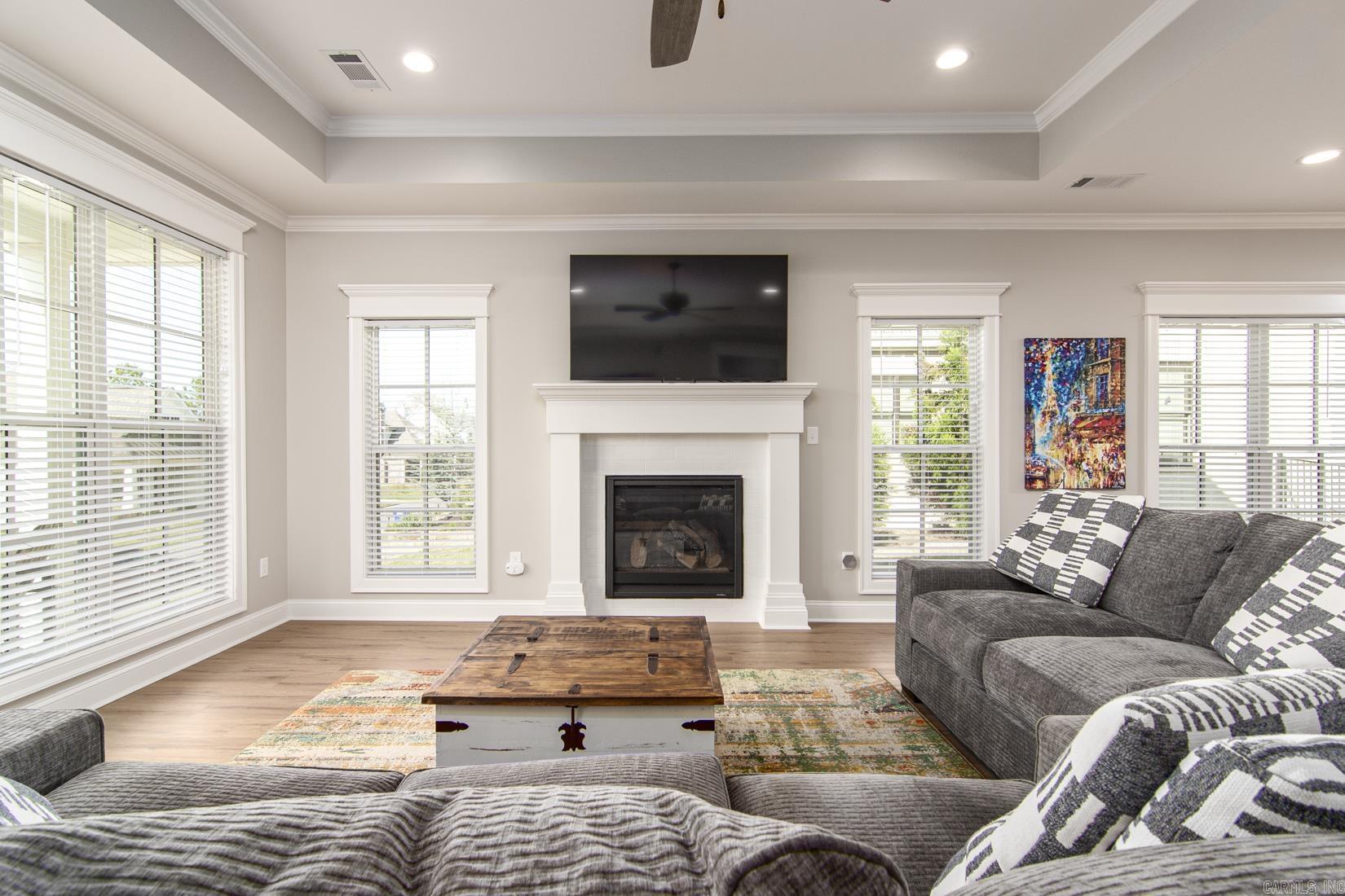 EDGEWOOD PARK - Residential