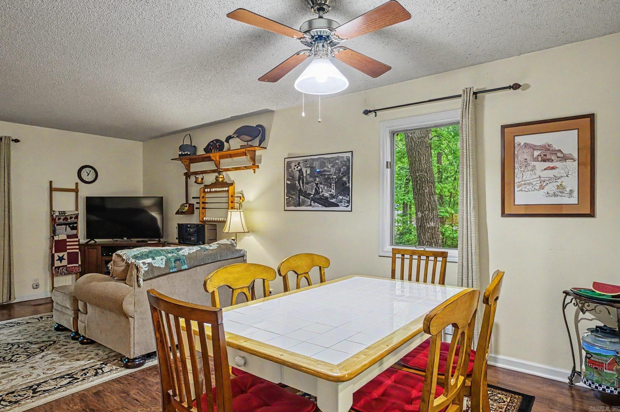 CORTEZ COURTS - Residential