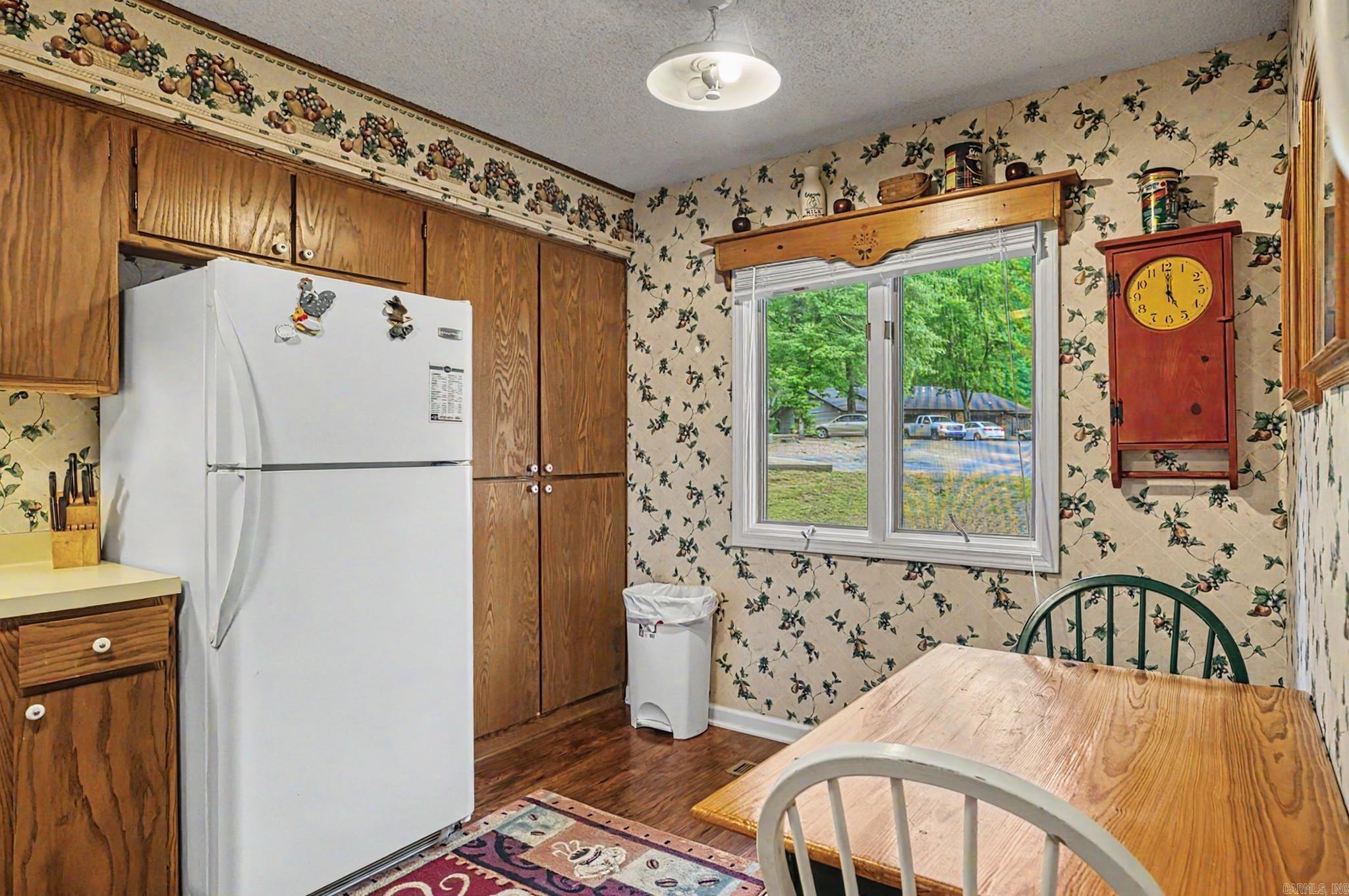 CORTEZ COURTS - Residential