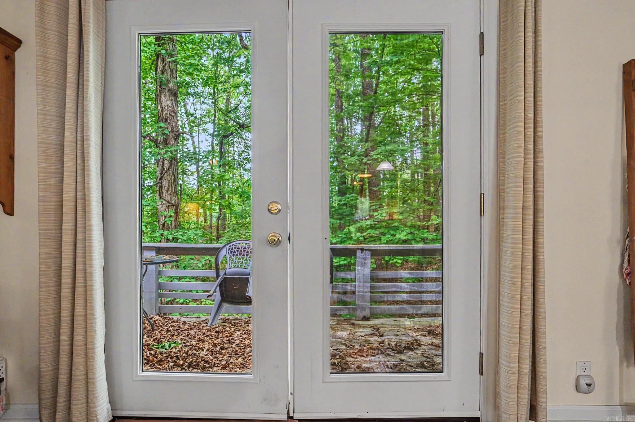 CORTEZ COURTS - Residential