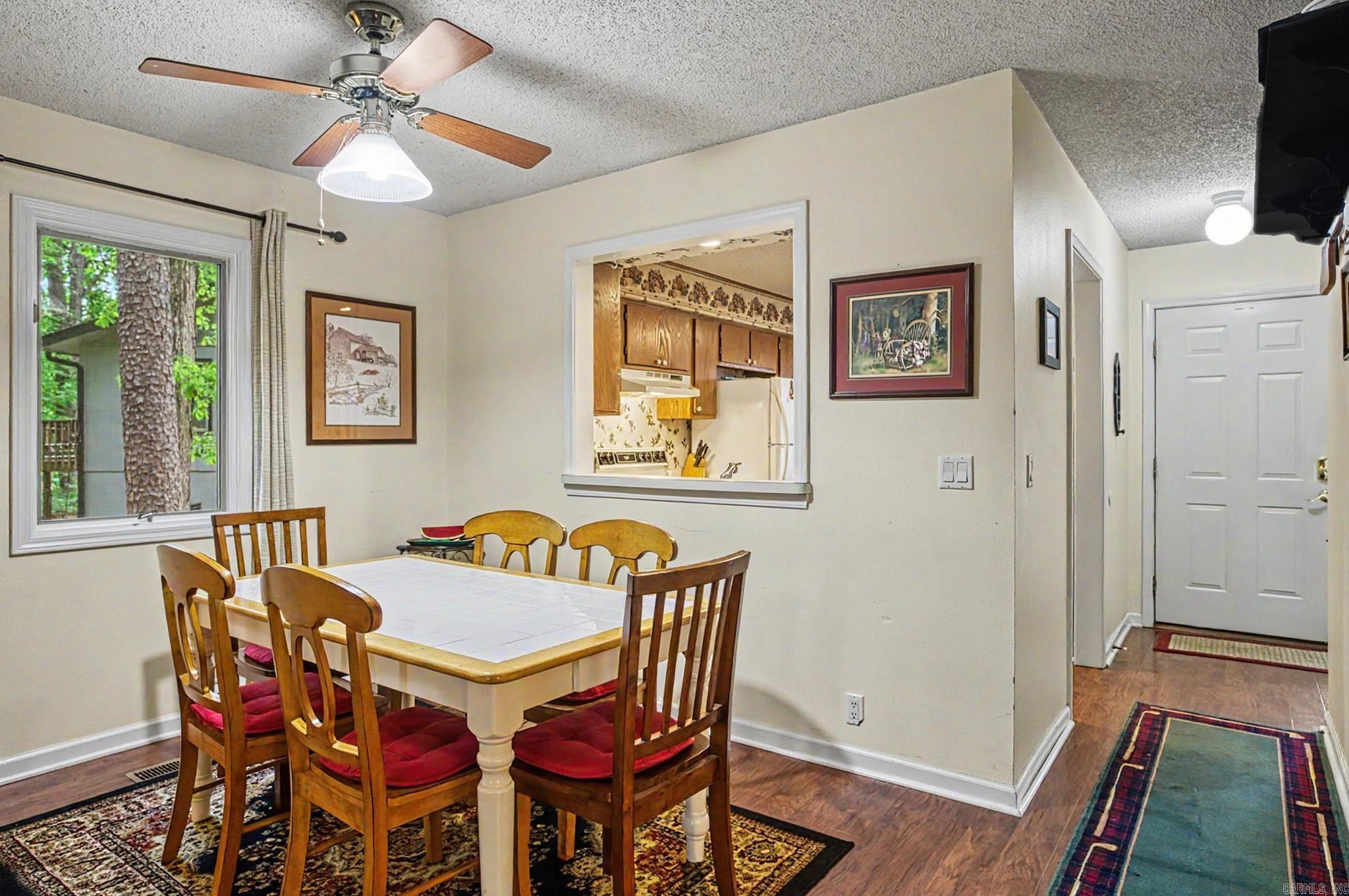 CORTEZ COURTS - Residential