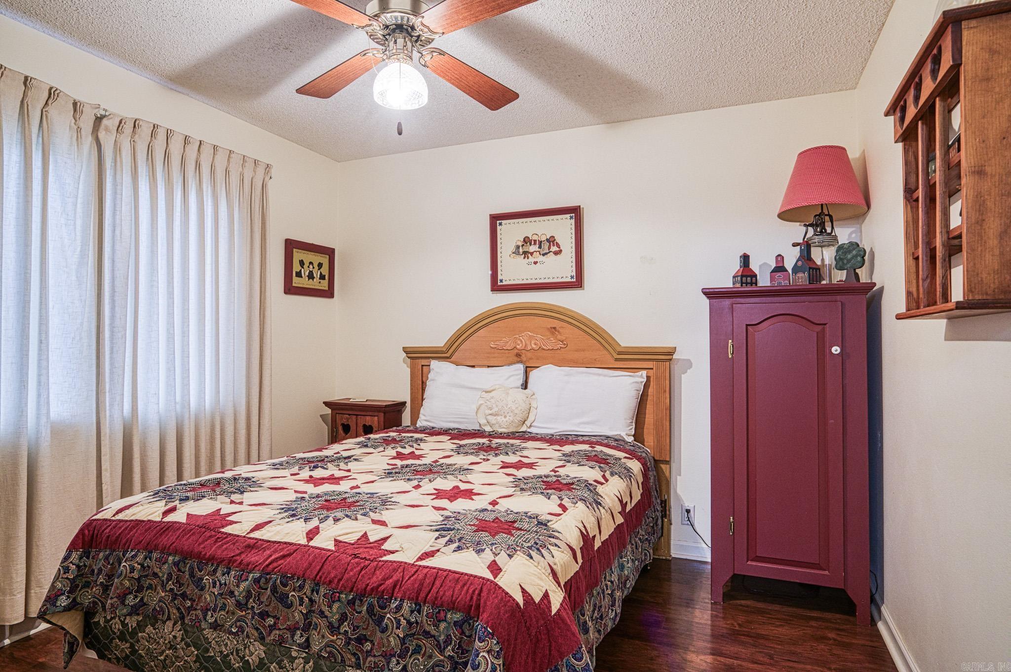 CORTEZ COURTS - Residential