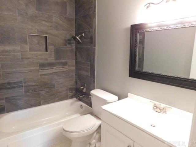 ARROW HEAD MANOR - Residential