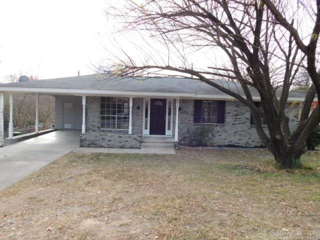 ARROW HEAD MANOR - Residential