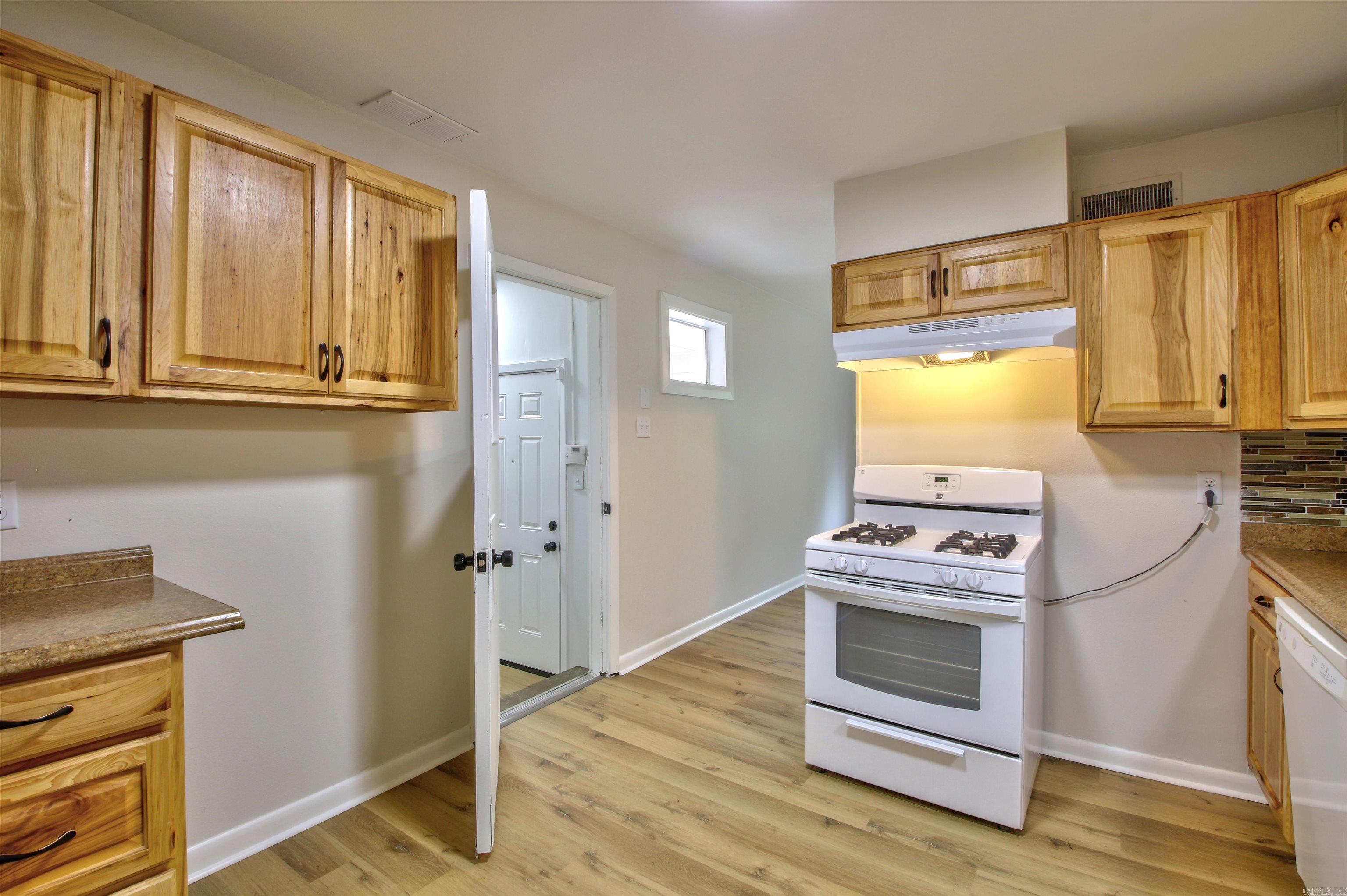 Wakefeild Village - Residential Lease