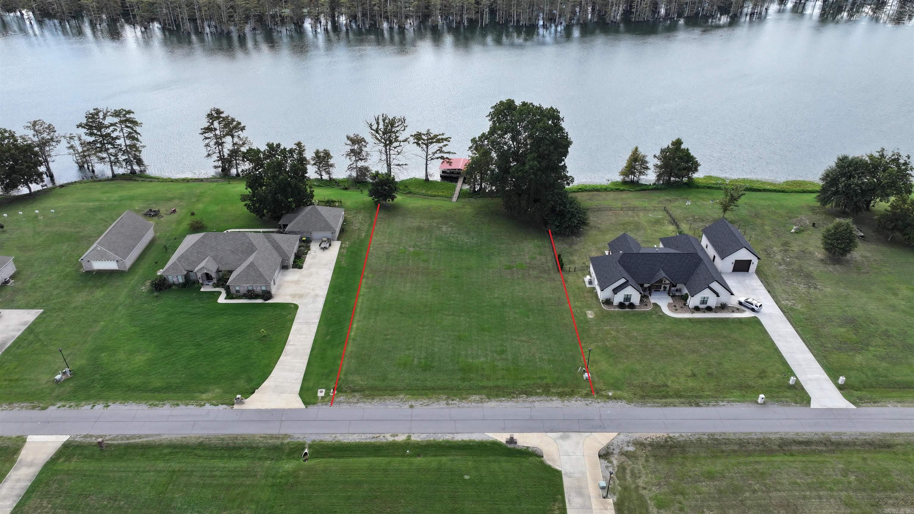 Horseshoe Lake Estates - Land