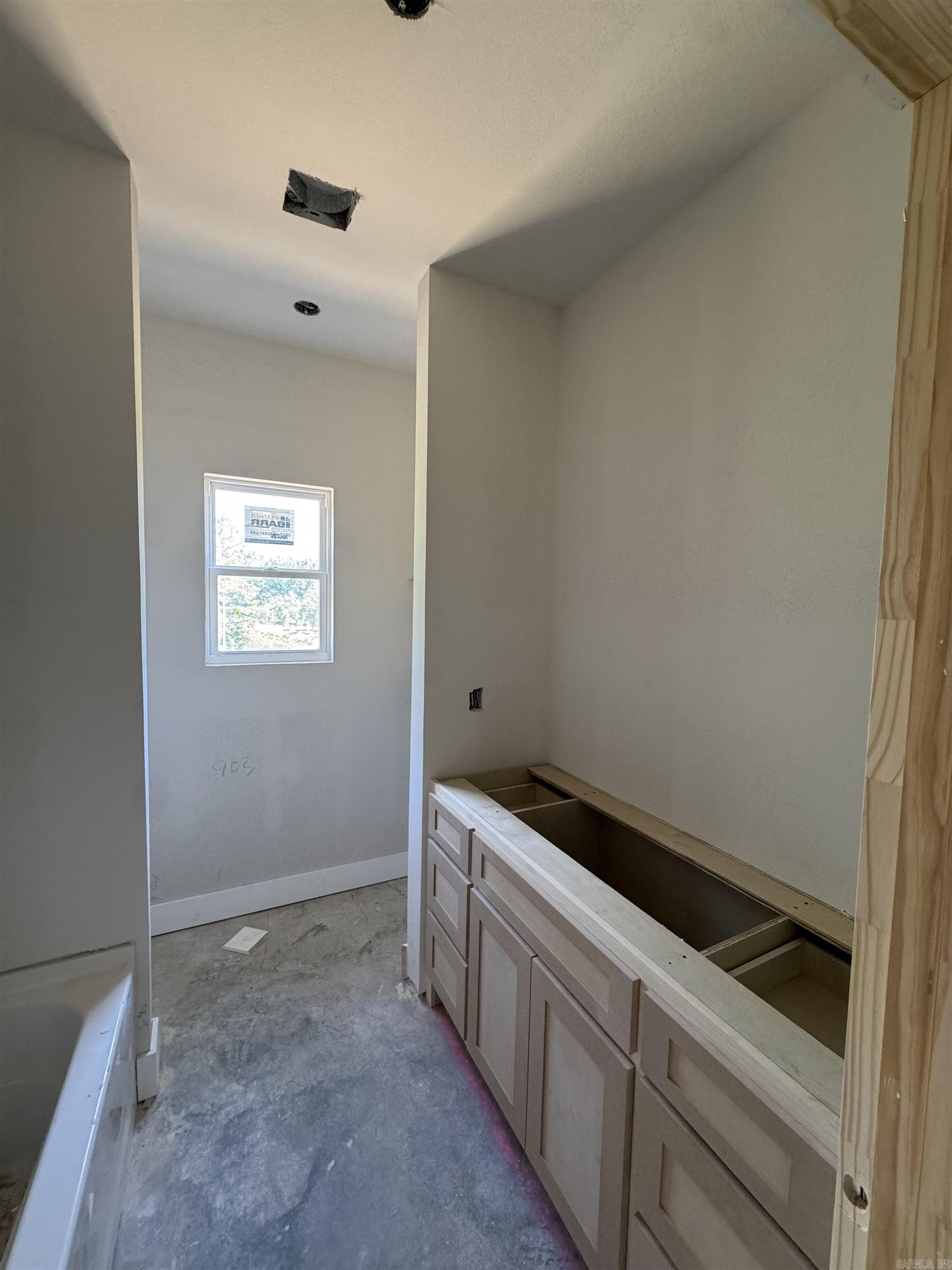 MIDTOWN BRYANT - Residential