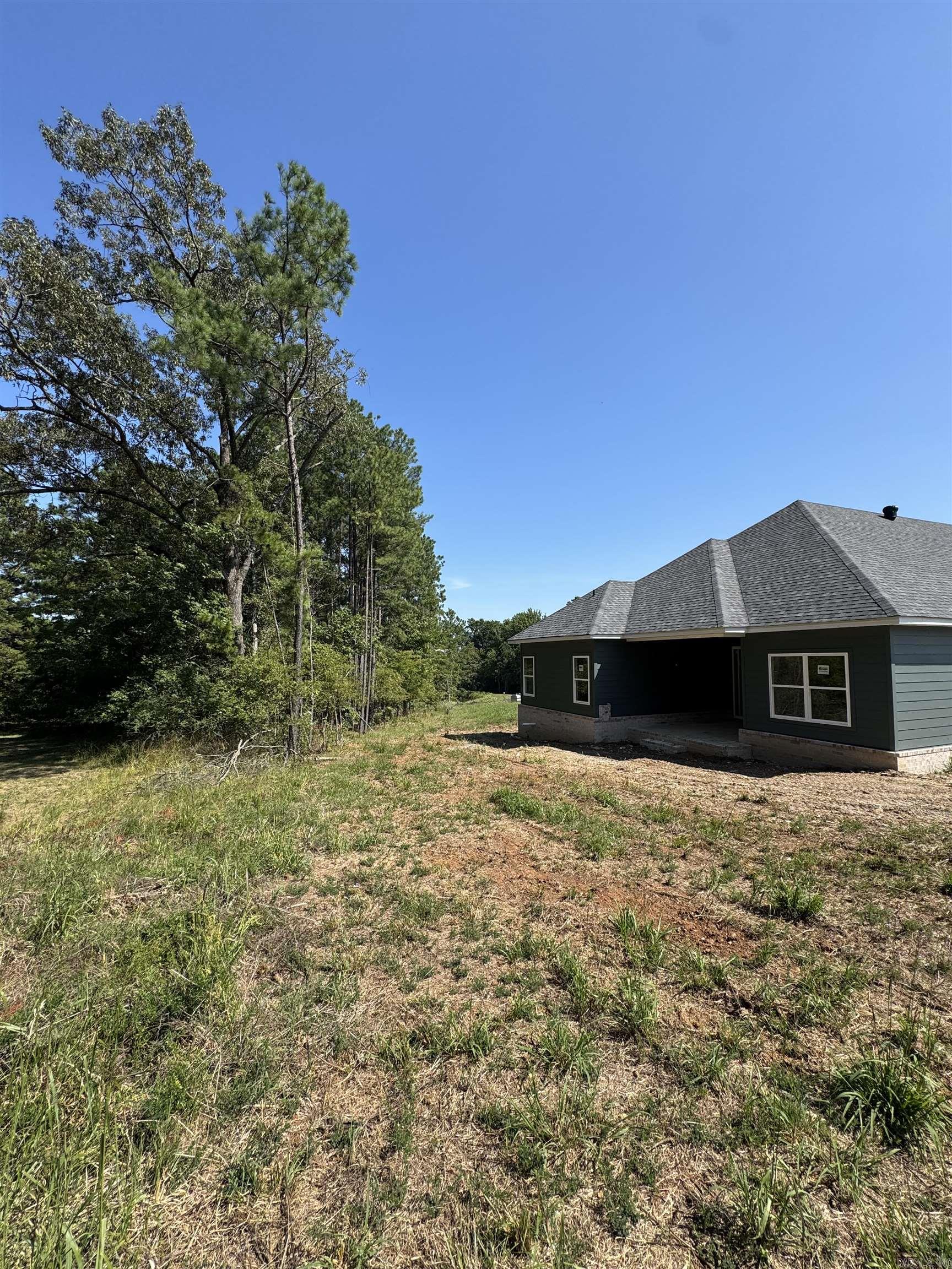 MIDTOWN BRYANT - Residential