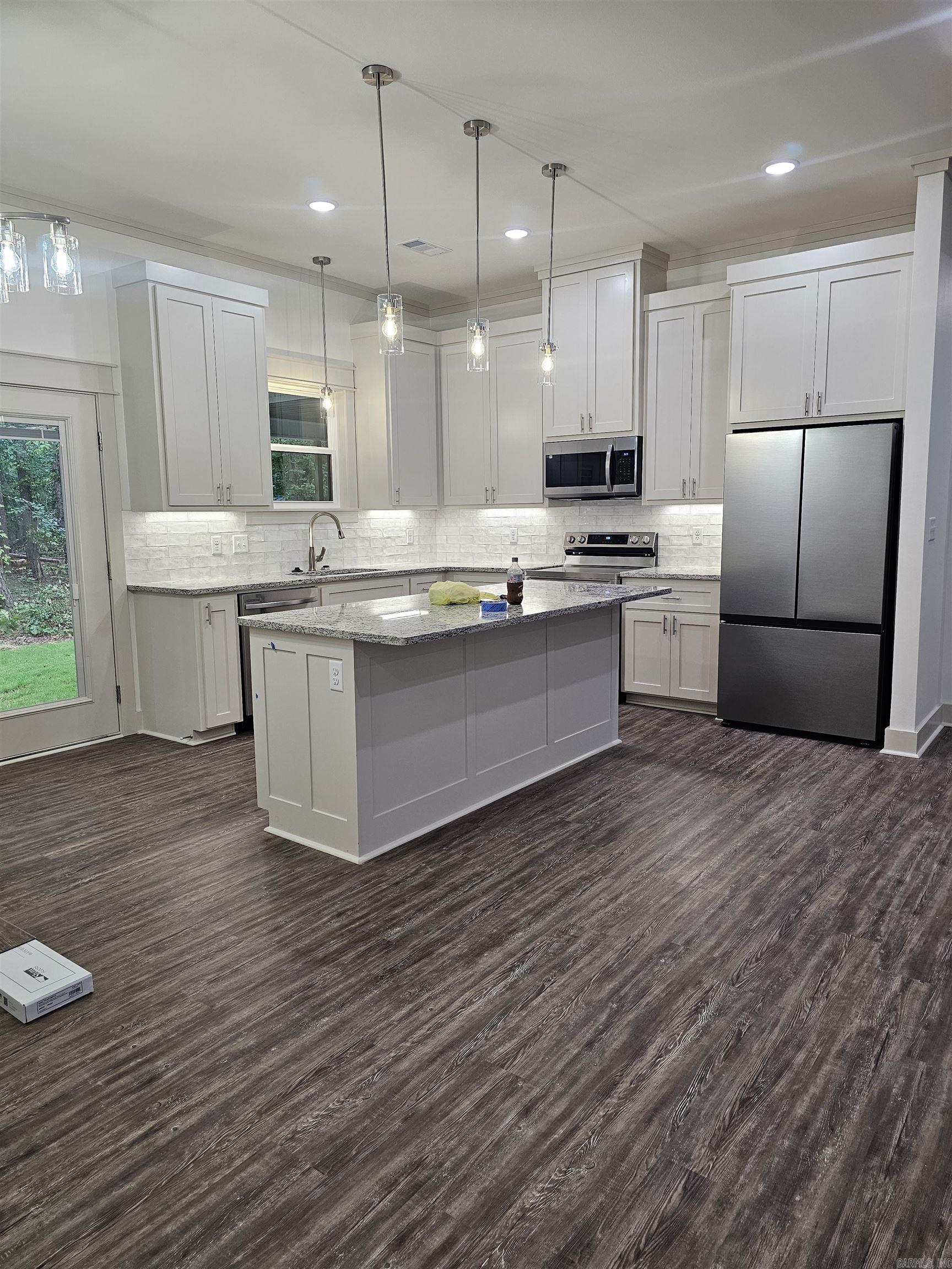 THORNBURG - Residential