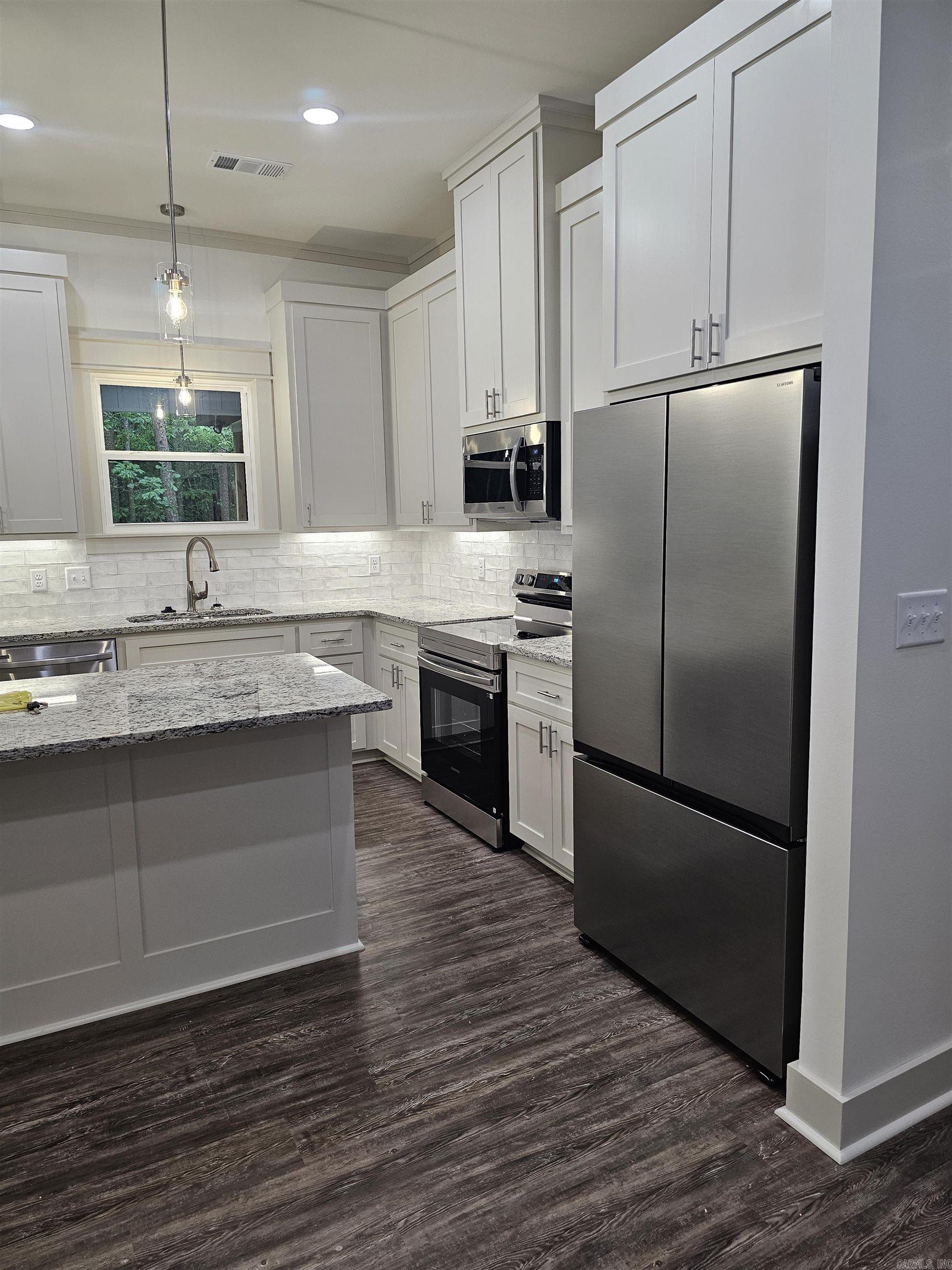 THORNBURG - Residential