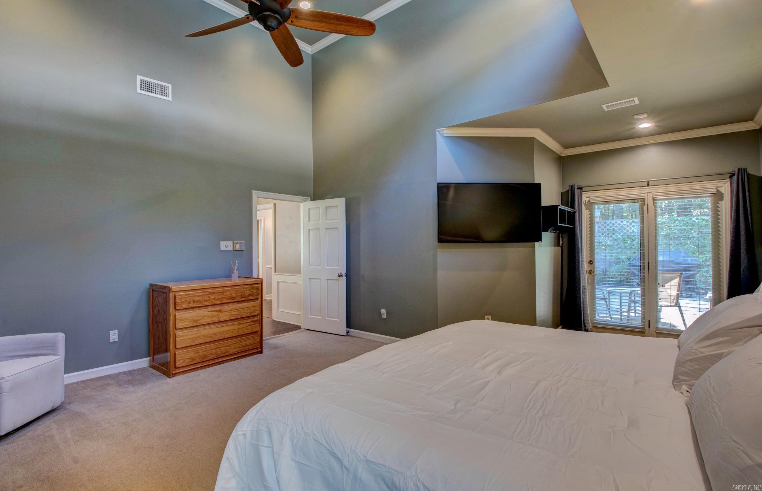 PLEASANT VALLEY MANOR - Residential