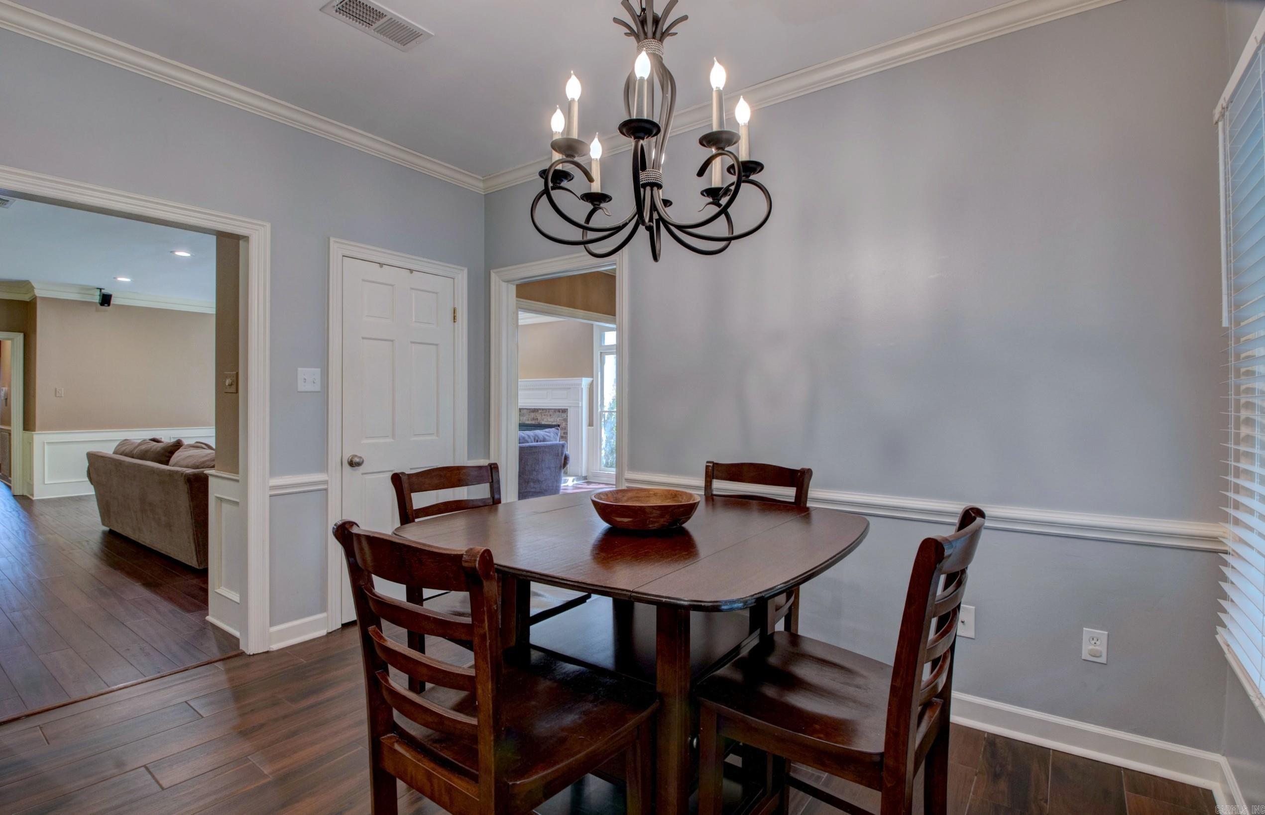 PLEASANT VALLEY MANOR - Residential