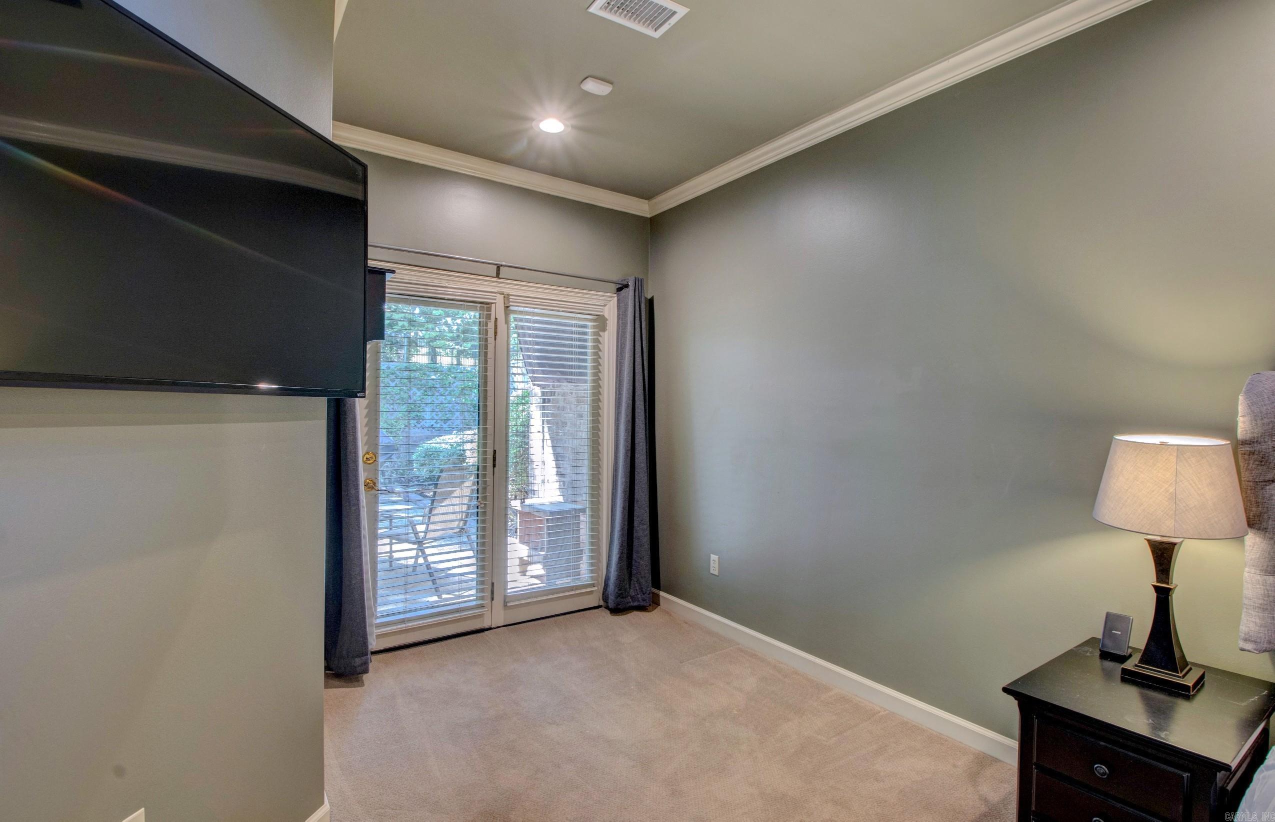 PLEASANT VALLEY MANOR - Residential
