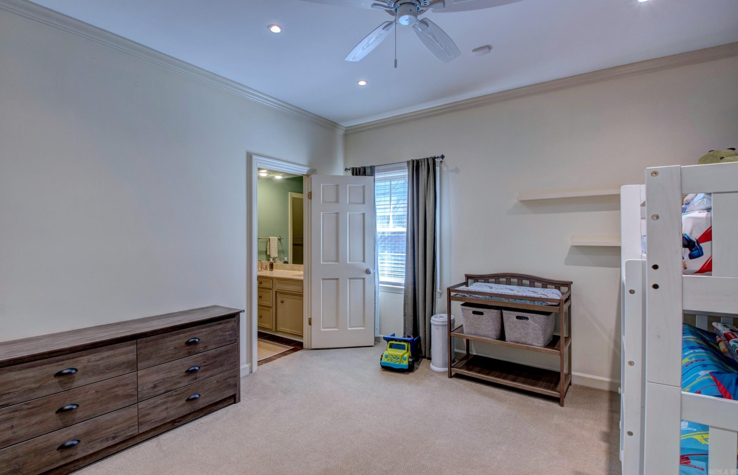 PLEASANT VALLEY MANOR - Residential