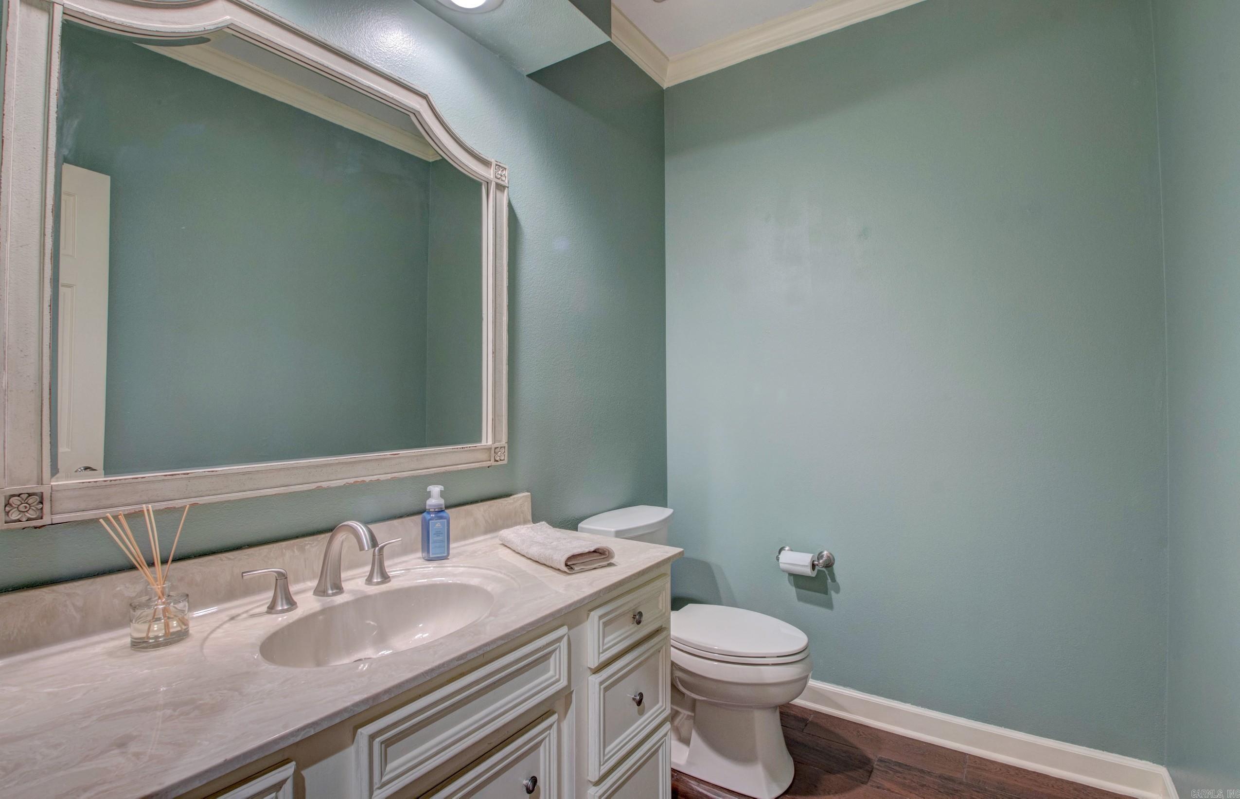 PLEASANT VALLEY MANOR - Residential