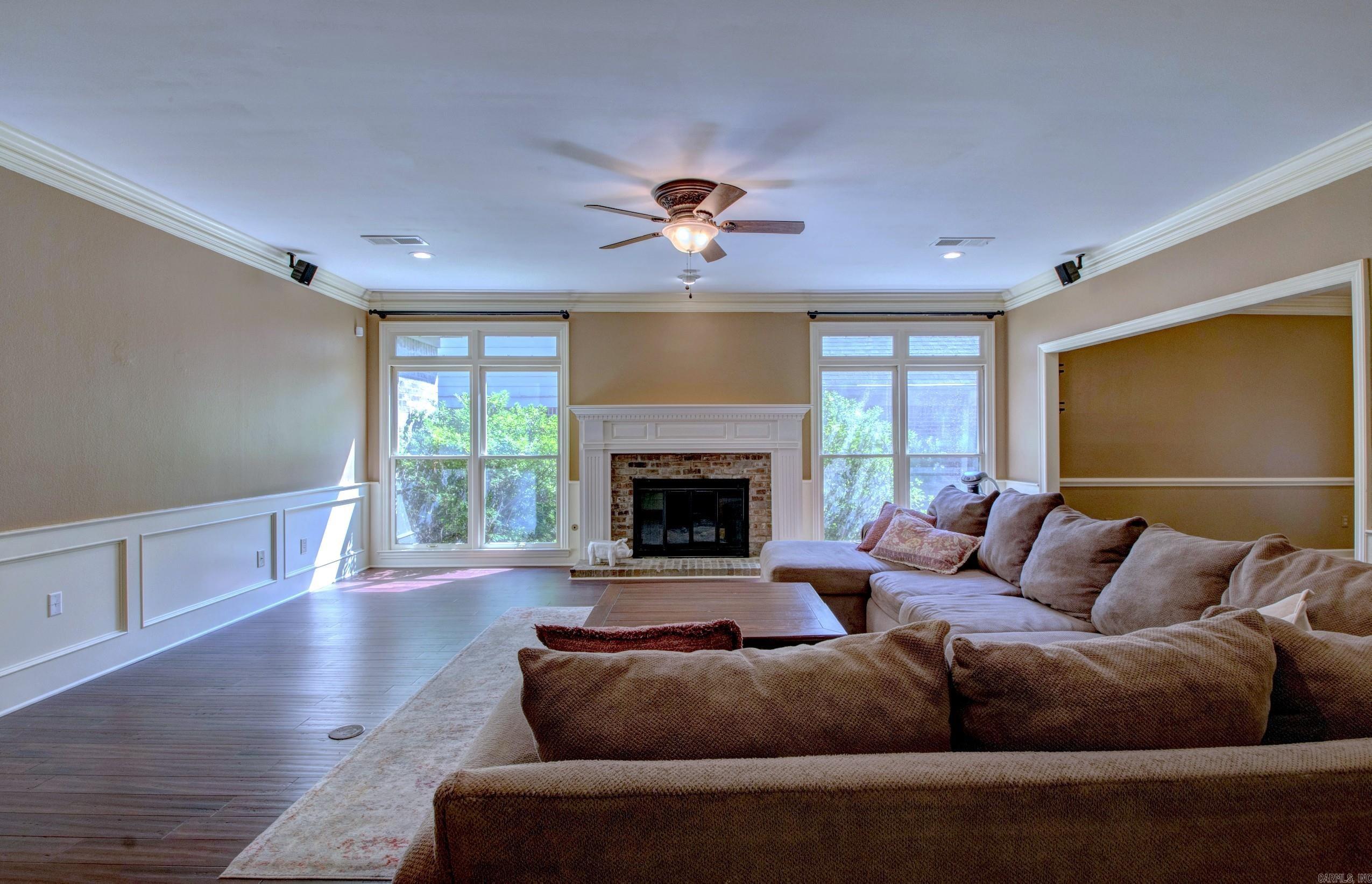 PLEASANT VALLEY MANOR - Residential