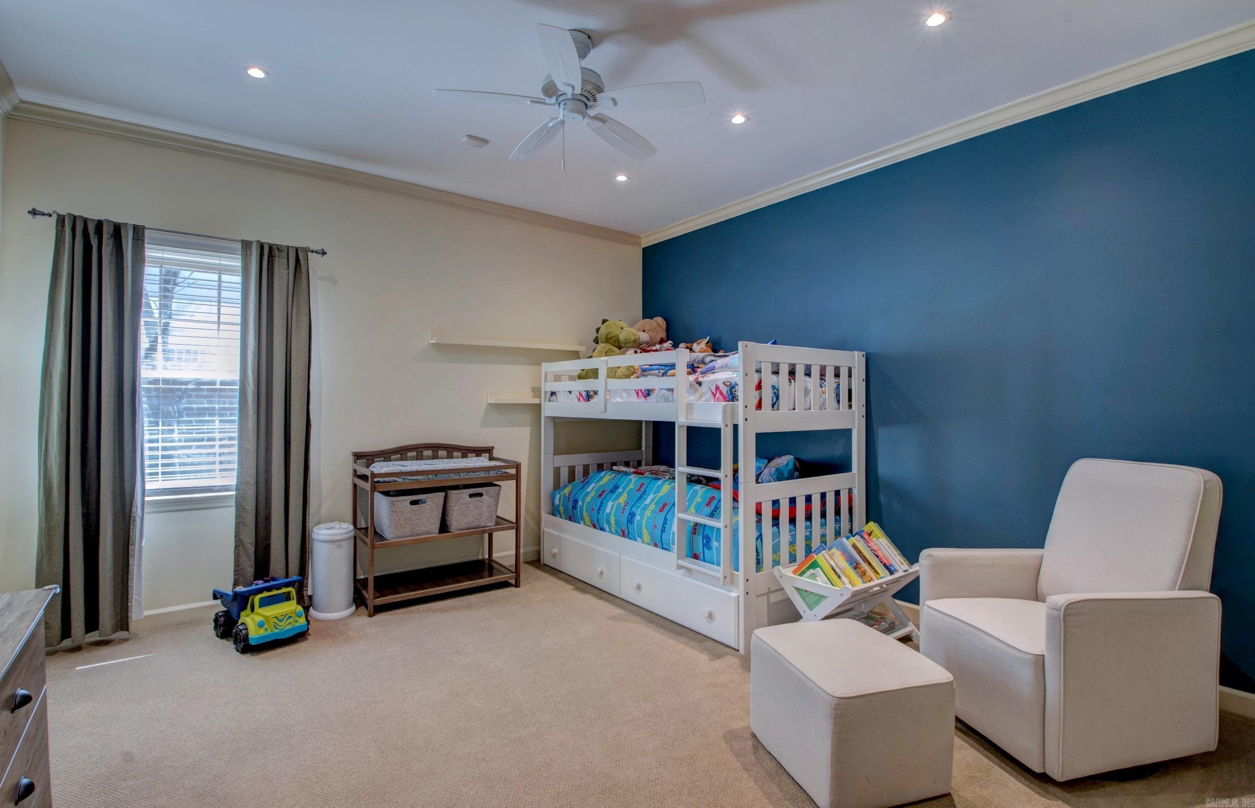 PLEASANT VALLEY MANOR - Residential