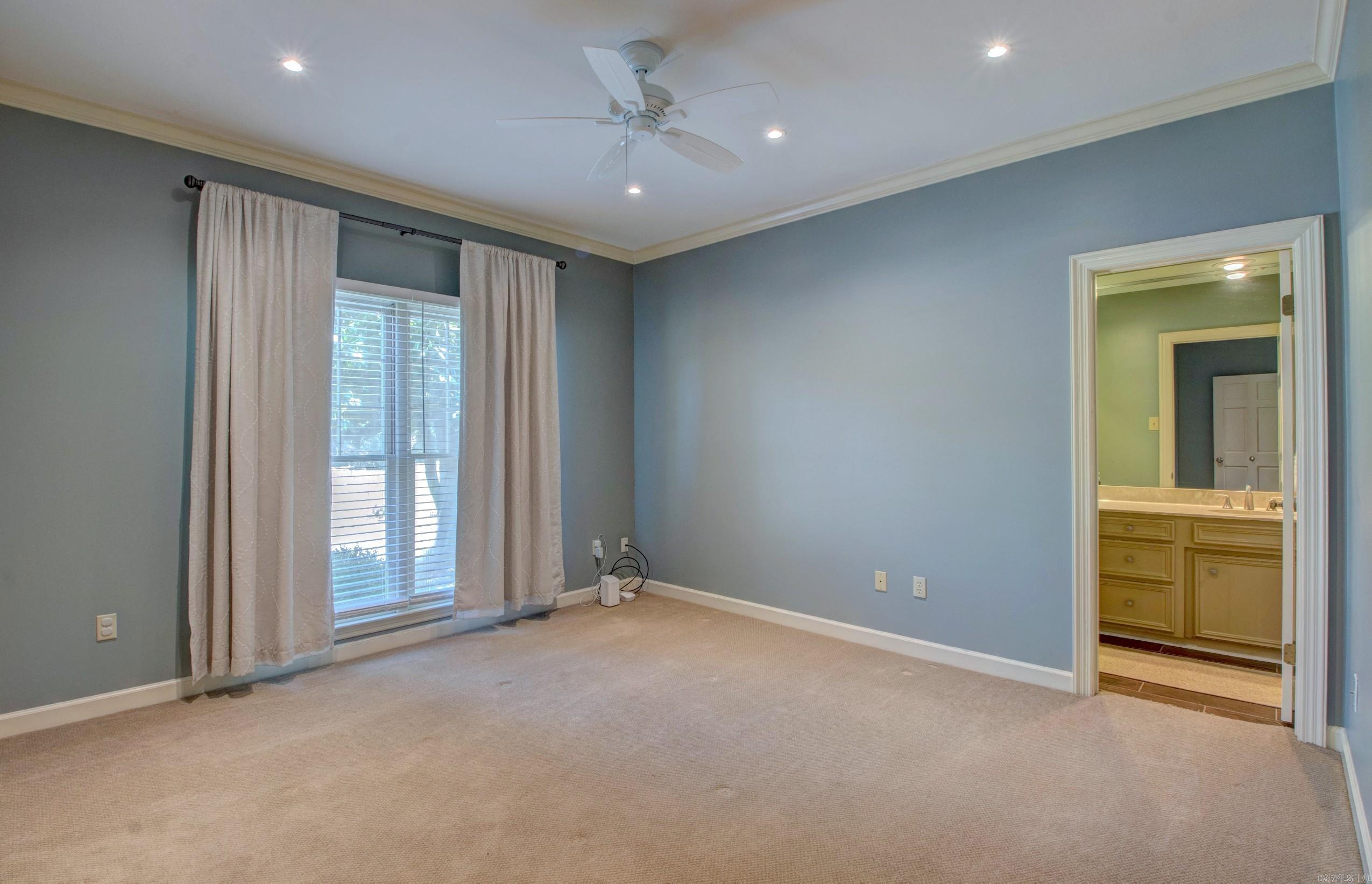 PLEASANT VALLEY MANOR - Residential