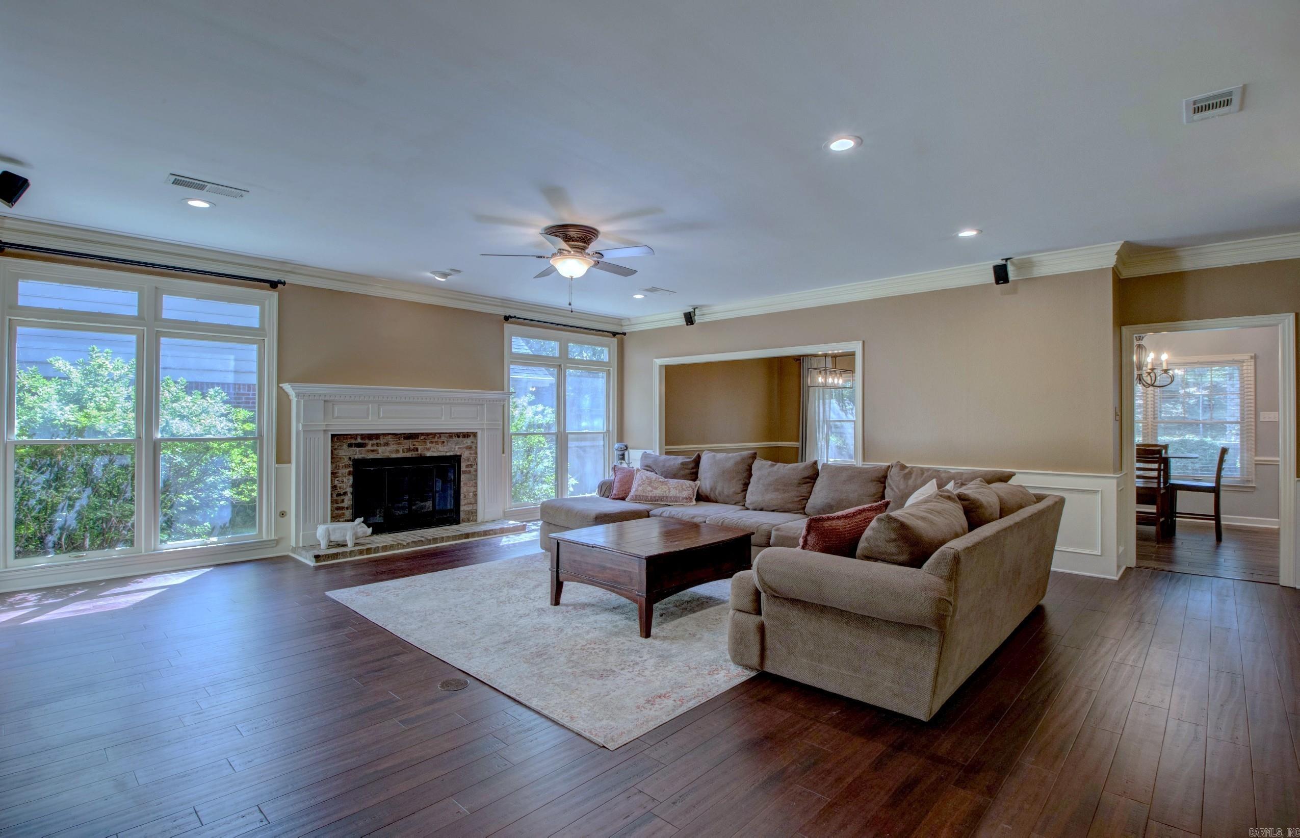 PLEASANT VALLEY MANOR - Residential