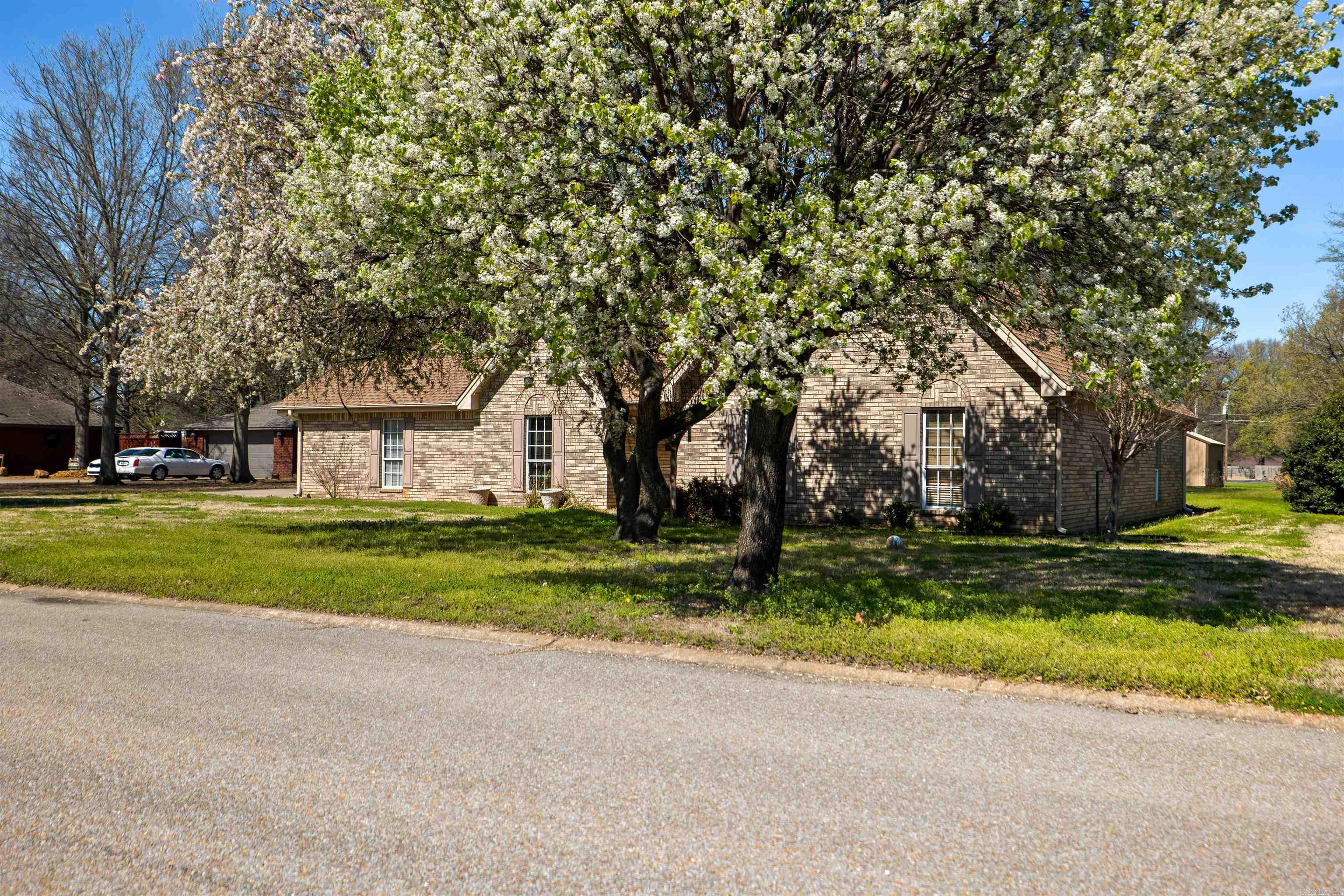 GARDEN TERRACE - Residential