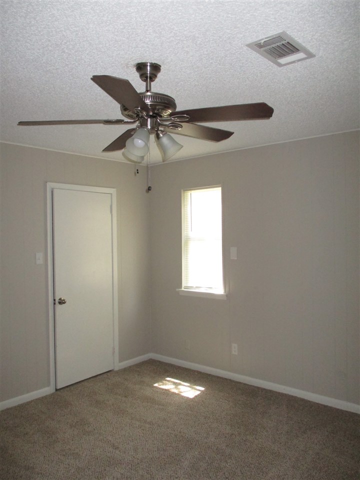 Kingspark to Cook Mountain Villa - Residential Lease