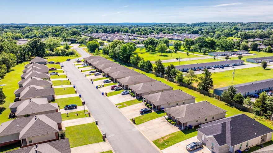 Very rare opportunity to own a great income producing set of duplexes in a prime location. Conveniently located close to schools and shopping. Most of the units have new roofs and recent upgrades.