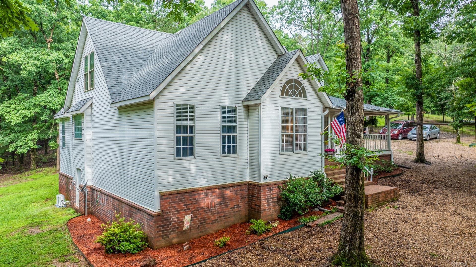 BRUSHY MOUNTAIN - Residential