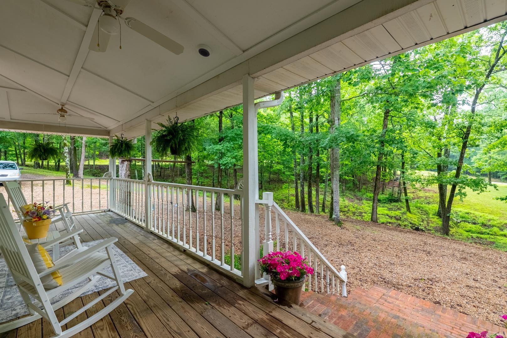 BRUSHY MOUNTAIN - Residential