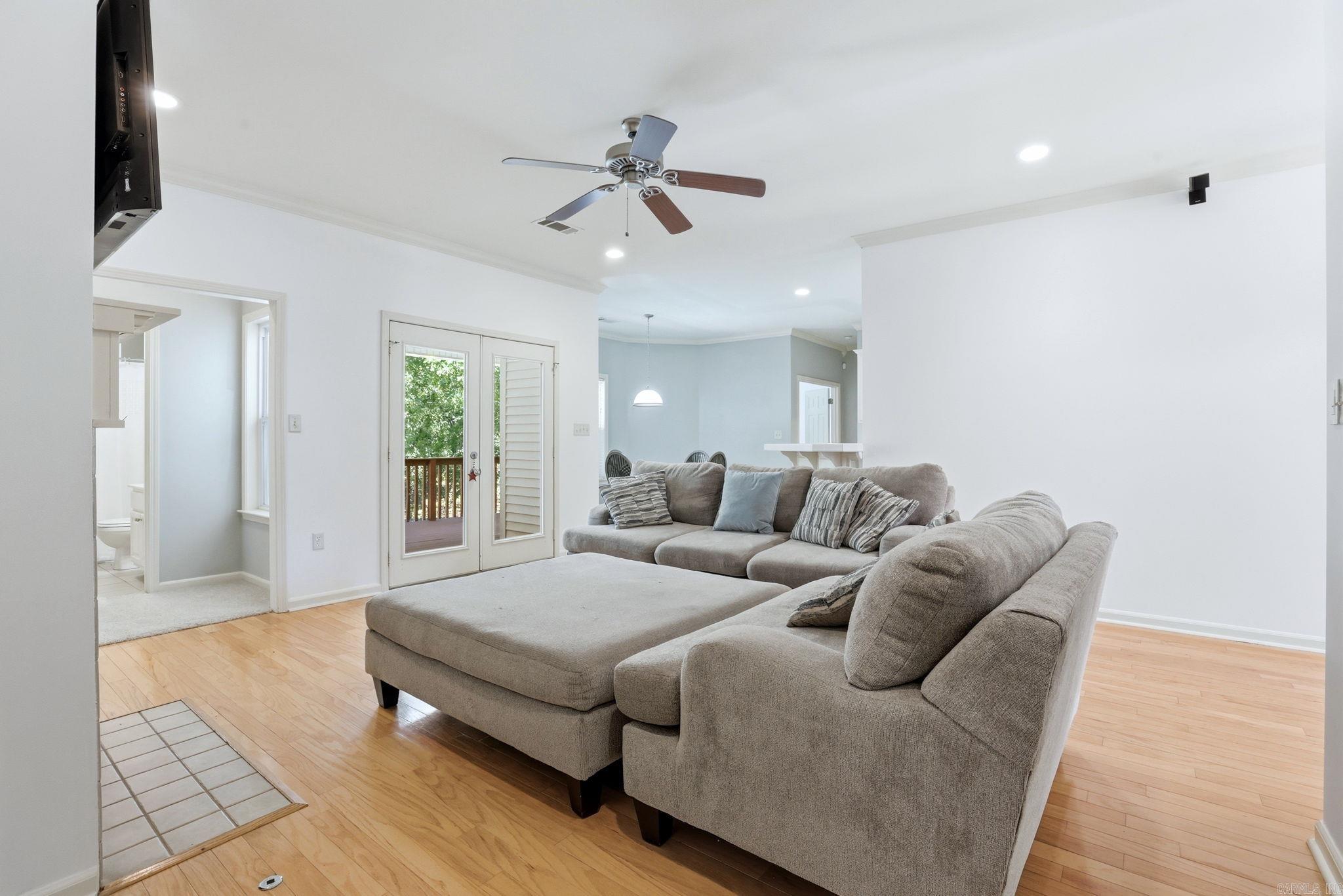EDGEWATER ADDN - Residential