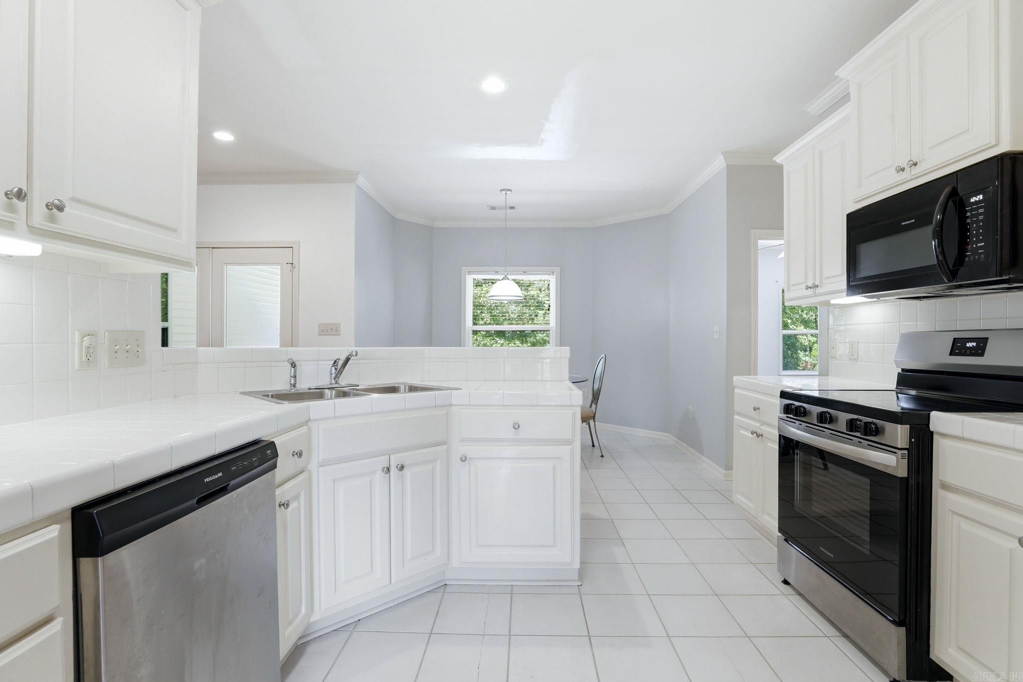 EDGEWATER ADDN - Residential