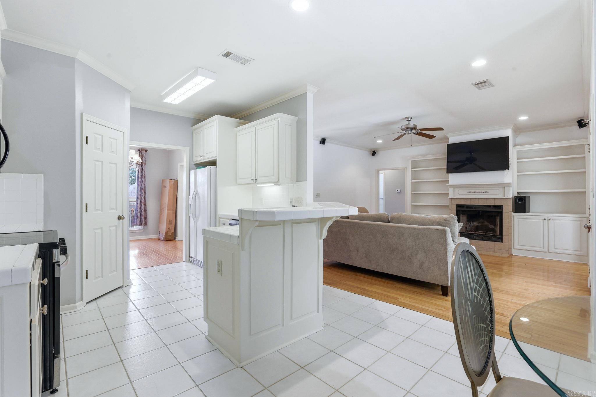 EDGEWATER ADDN - Residential