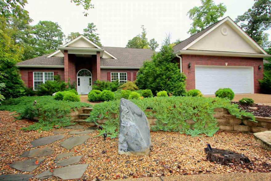 Open floor plan,Totally updated,Fantastic view!  2 BR, Office/ 3rd BR,FDR,Lg Living rm over looking the golf course,with recessed FP, Chefs kitchen,Lots of blt ins,including desk, pantry,granite,breakfast area, breakfast bar,Lg Sun rm with panoramic view of the golf course,Extra nice MBR and Bath,walk in closets,Up dates include 16 ft addition to patio plus added flag stone patio,hardwoods, picture windows,Exterior lights,Too many updates and amenities to list! Furnishings negotiable.