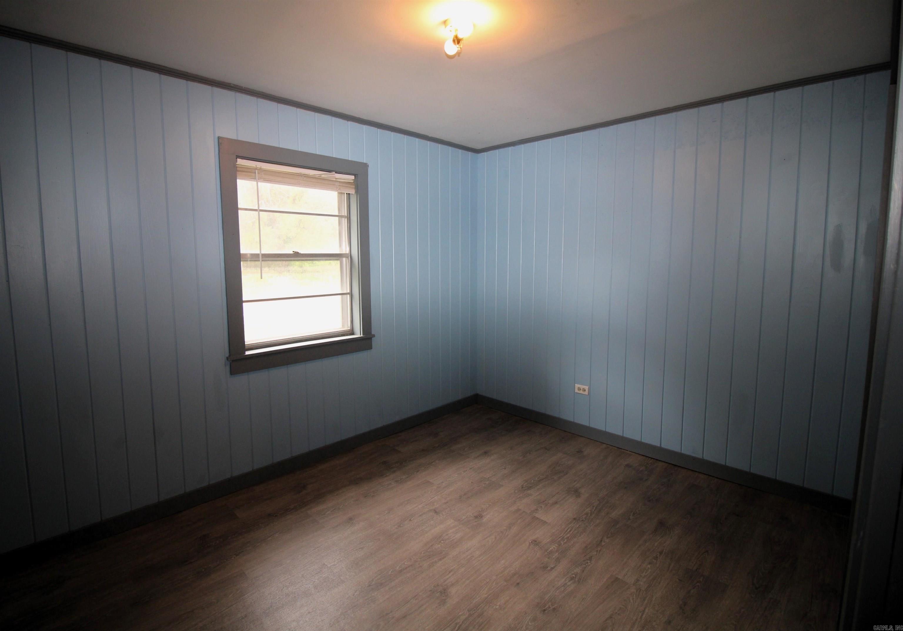 TOWN OF LEOLA - Residential