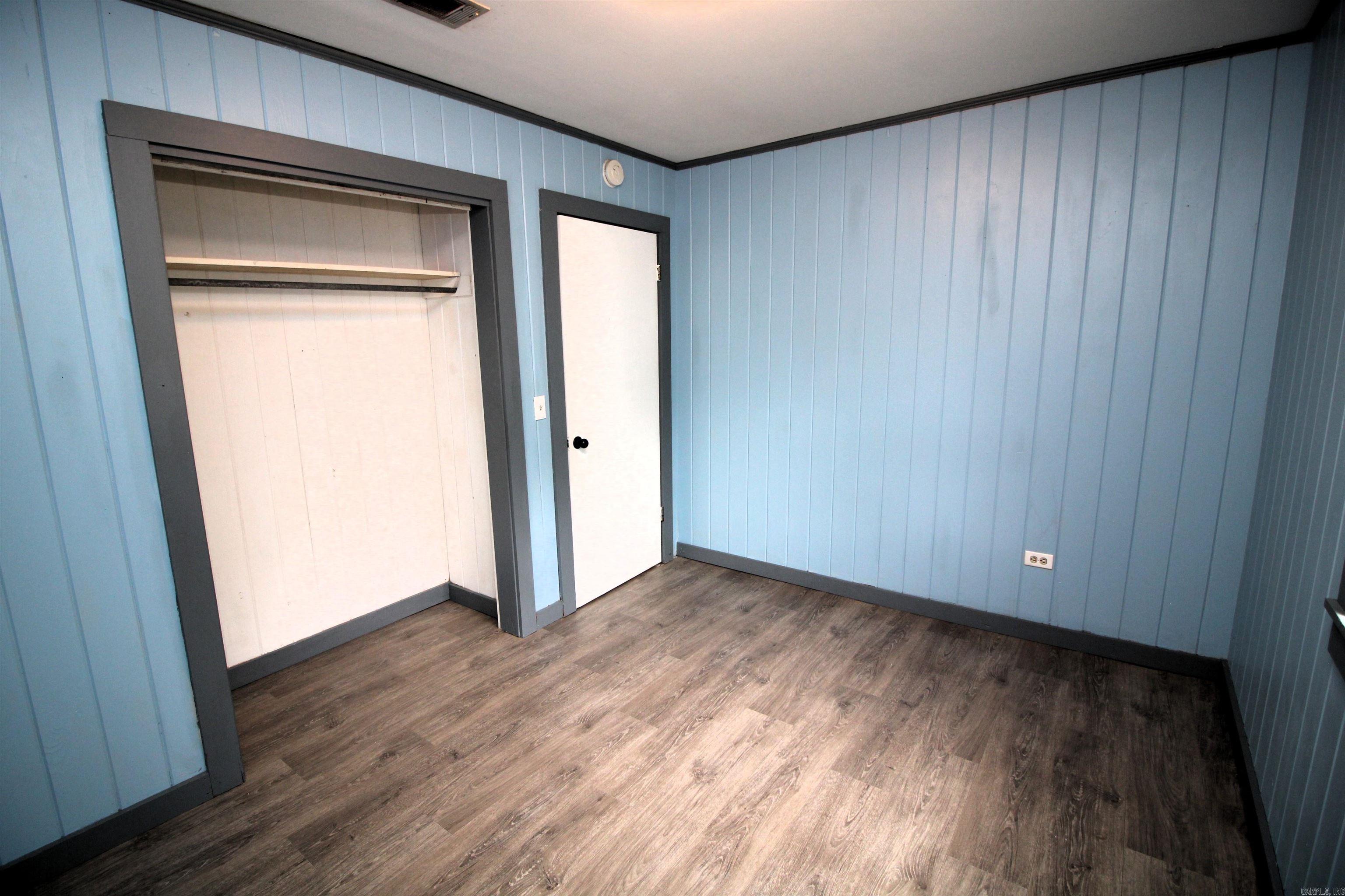 TOWN OF LEOLA - Residential