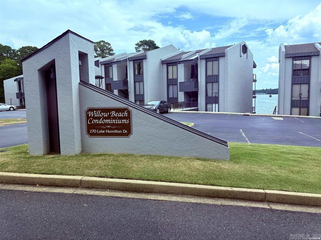 WILLOW BEACH HPR - Residential