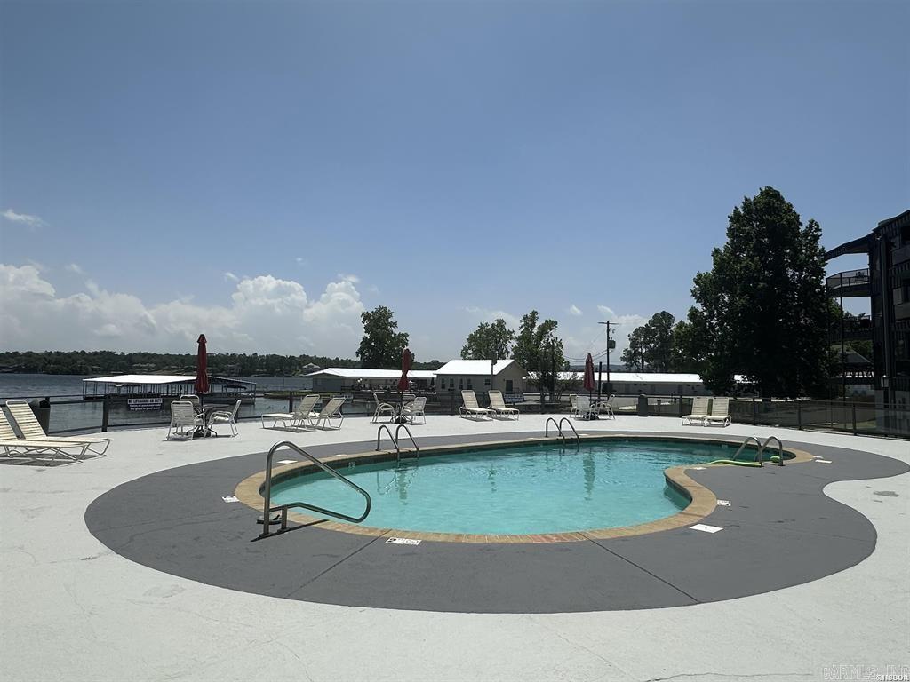 WILLOW BEACH HPR - Residential