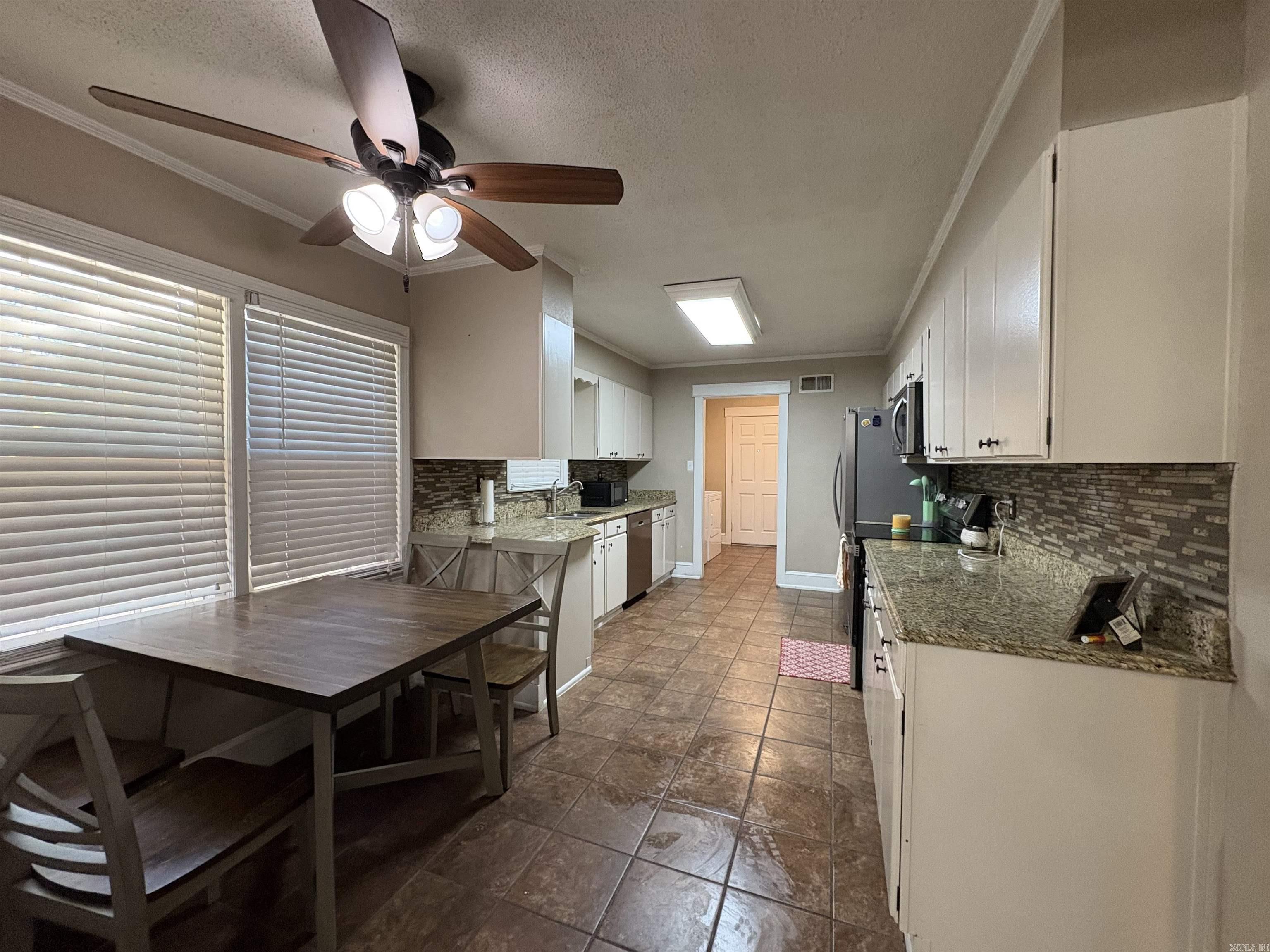BROADMOOR - Residential