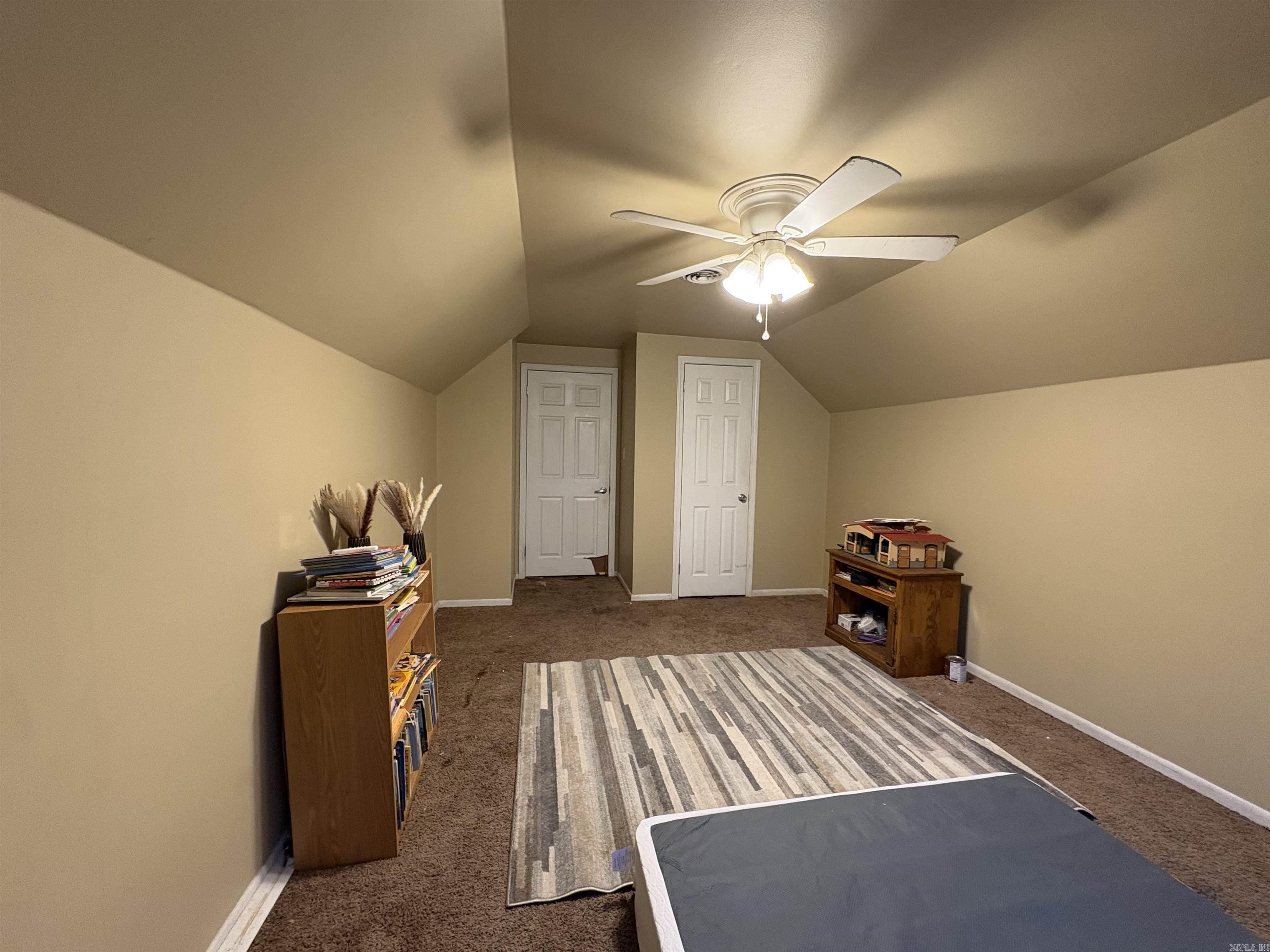 BROADMOOR - Residential