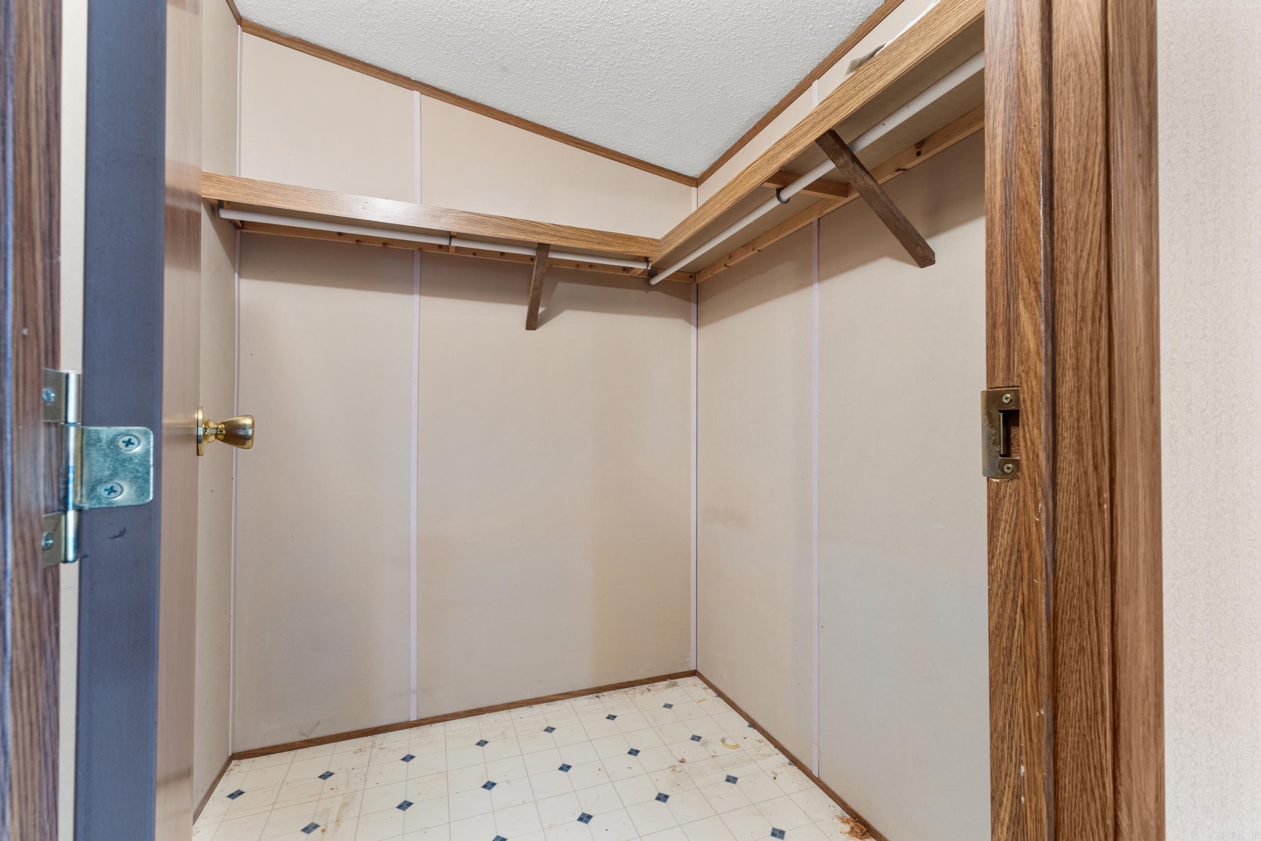 HILLCREST SITES - Residential