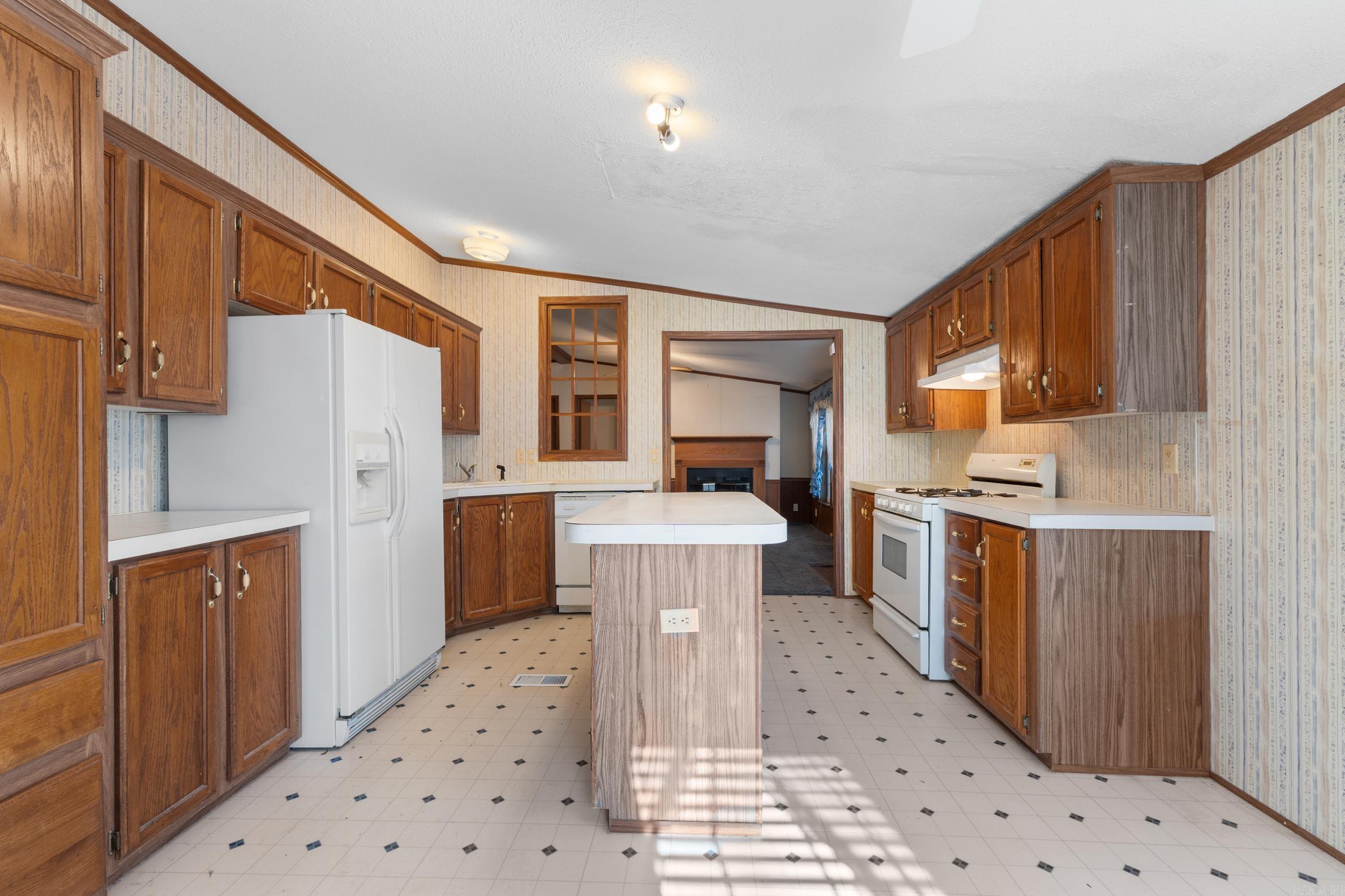 HILLCREST SITES - Residential