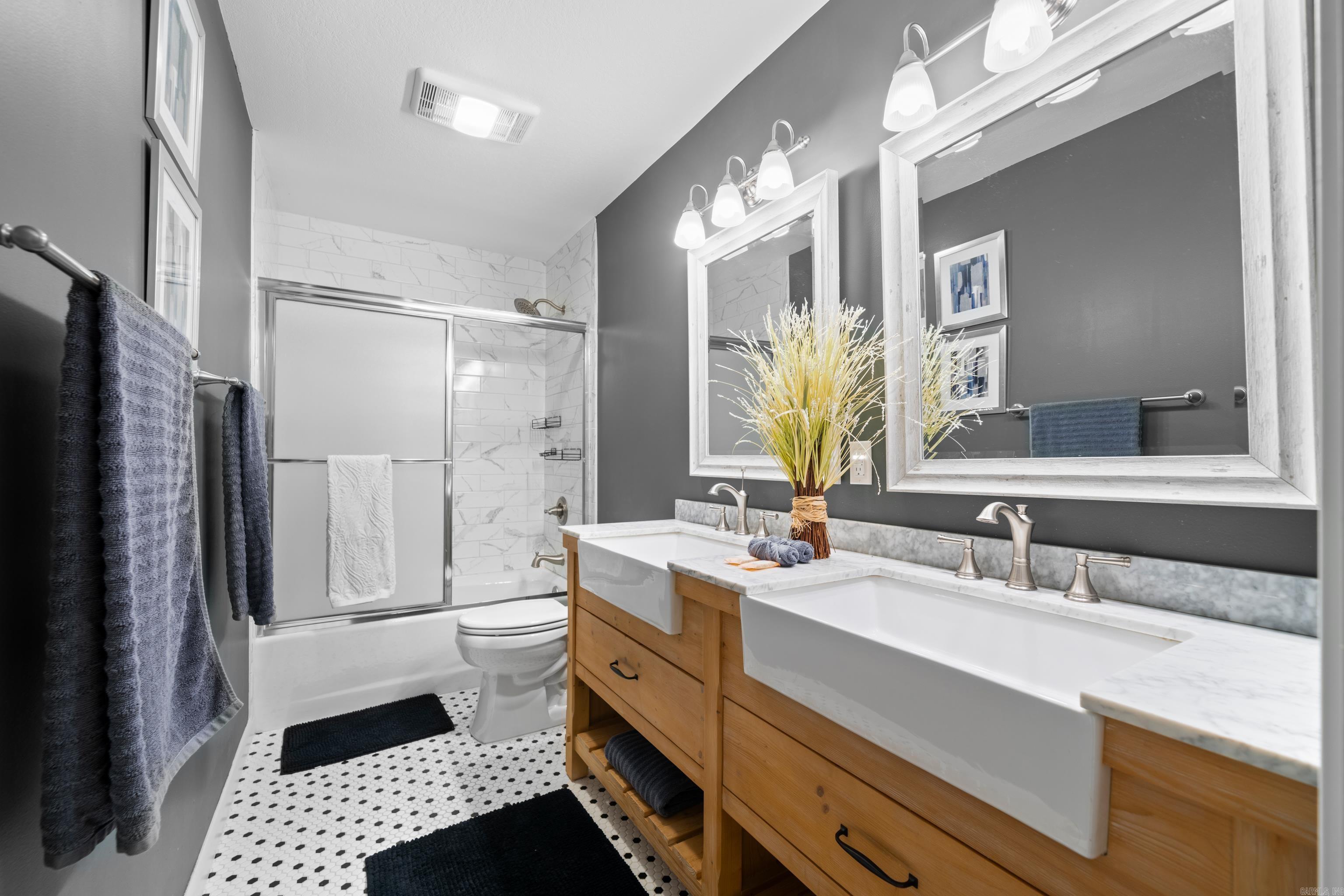 MOORINGS HPR - Residential