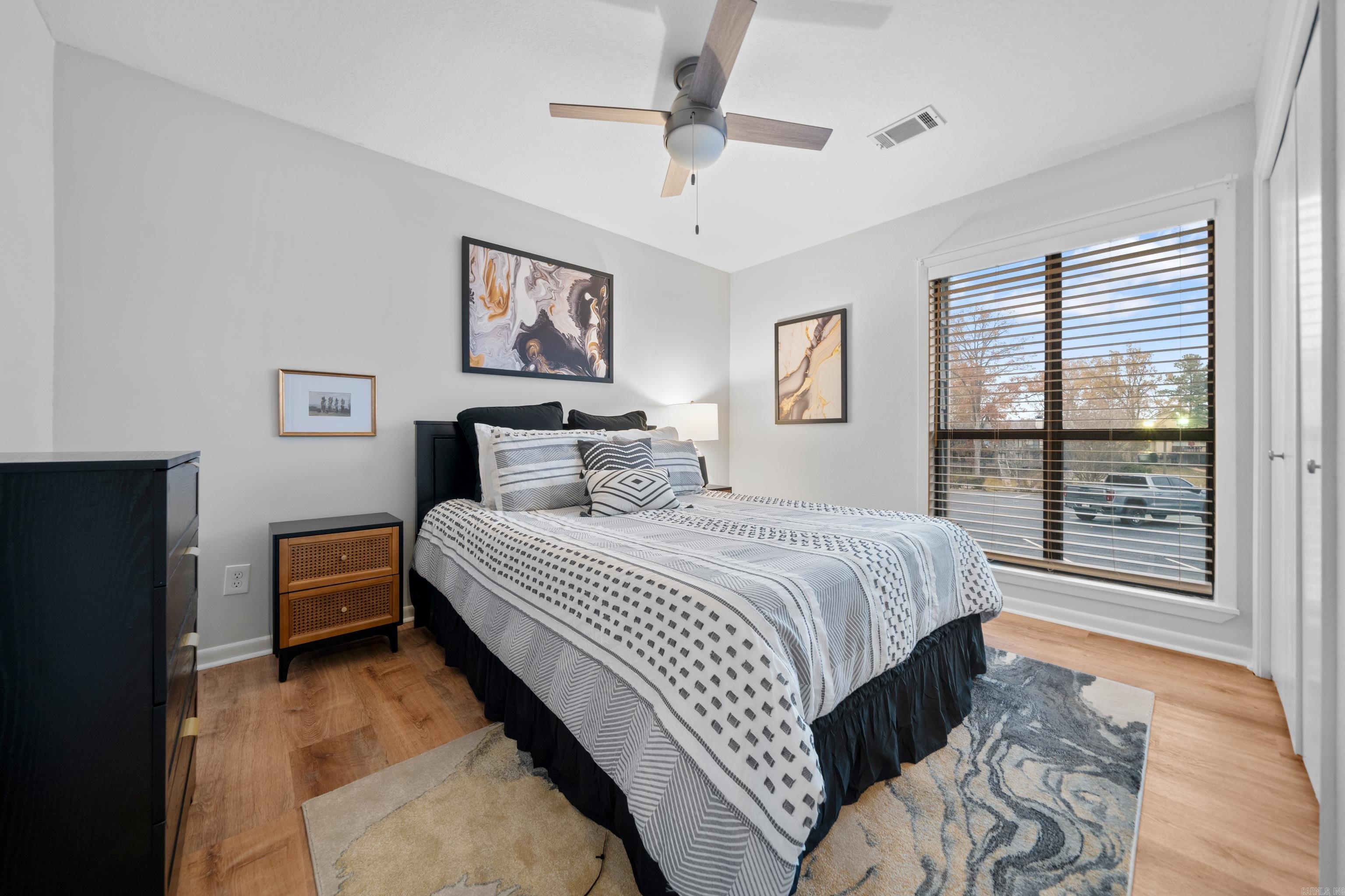 MOORINGS HPR - Residential