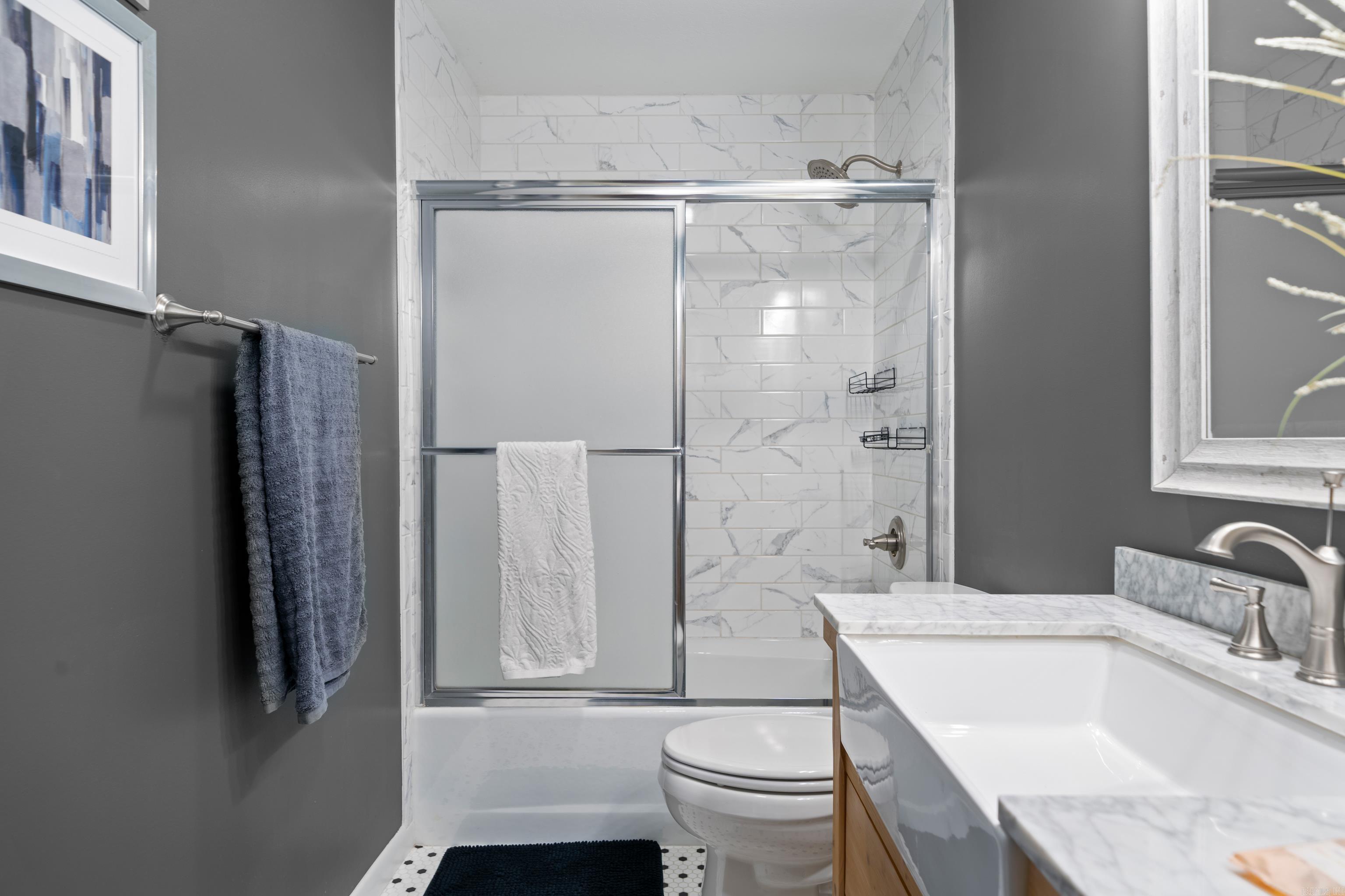 MOORINGS HPR - Residential