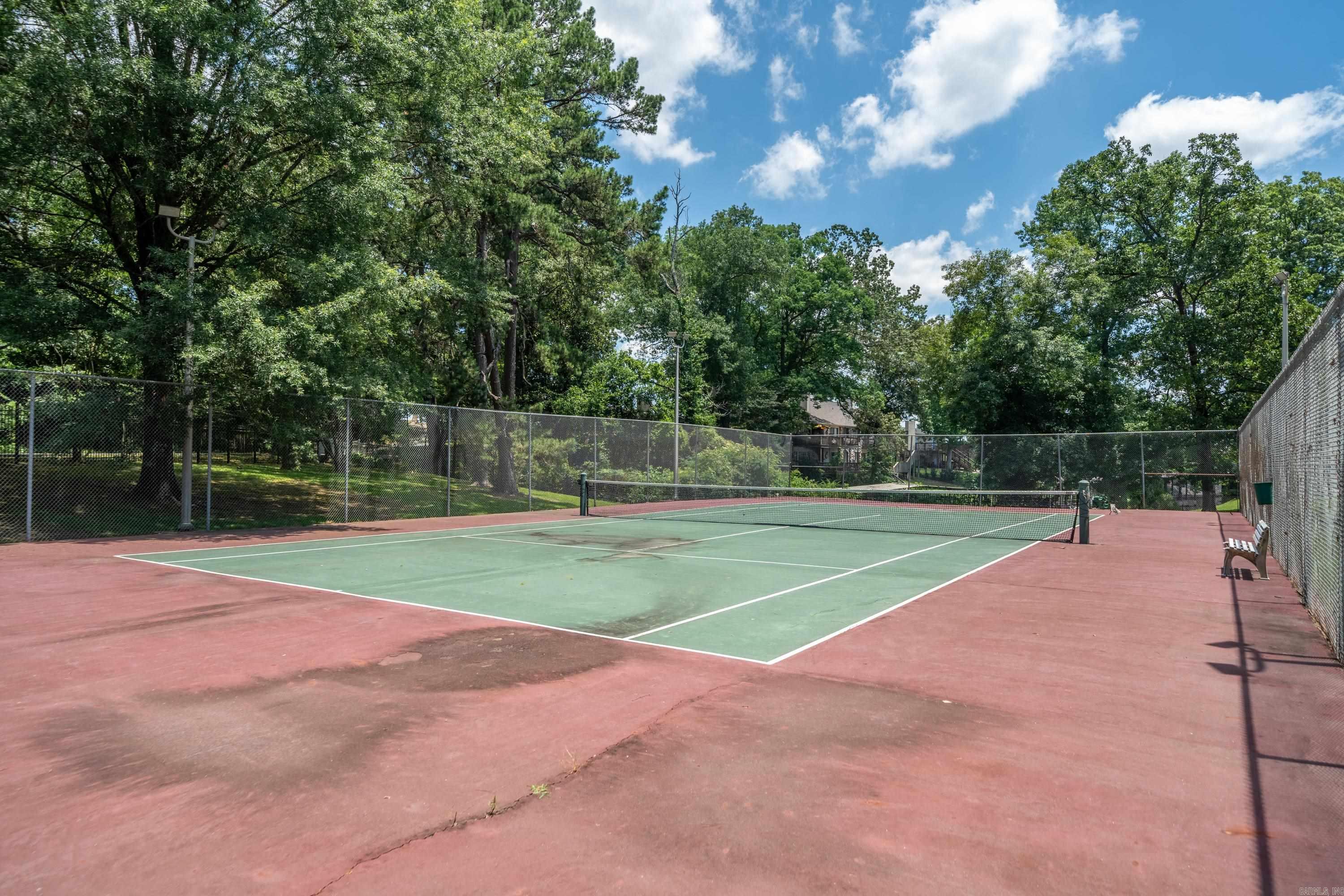 MOORINGS HPR - Residential