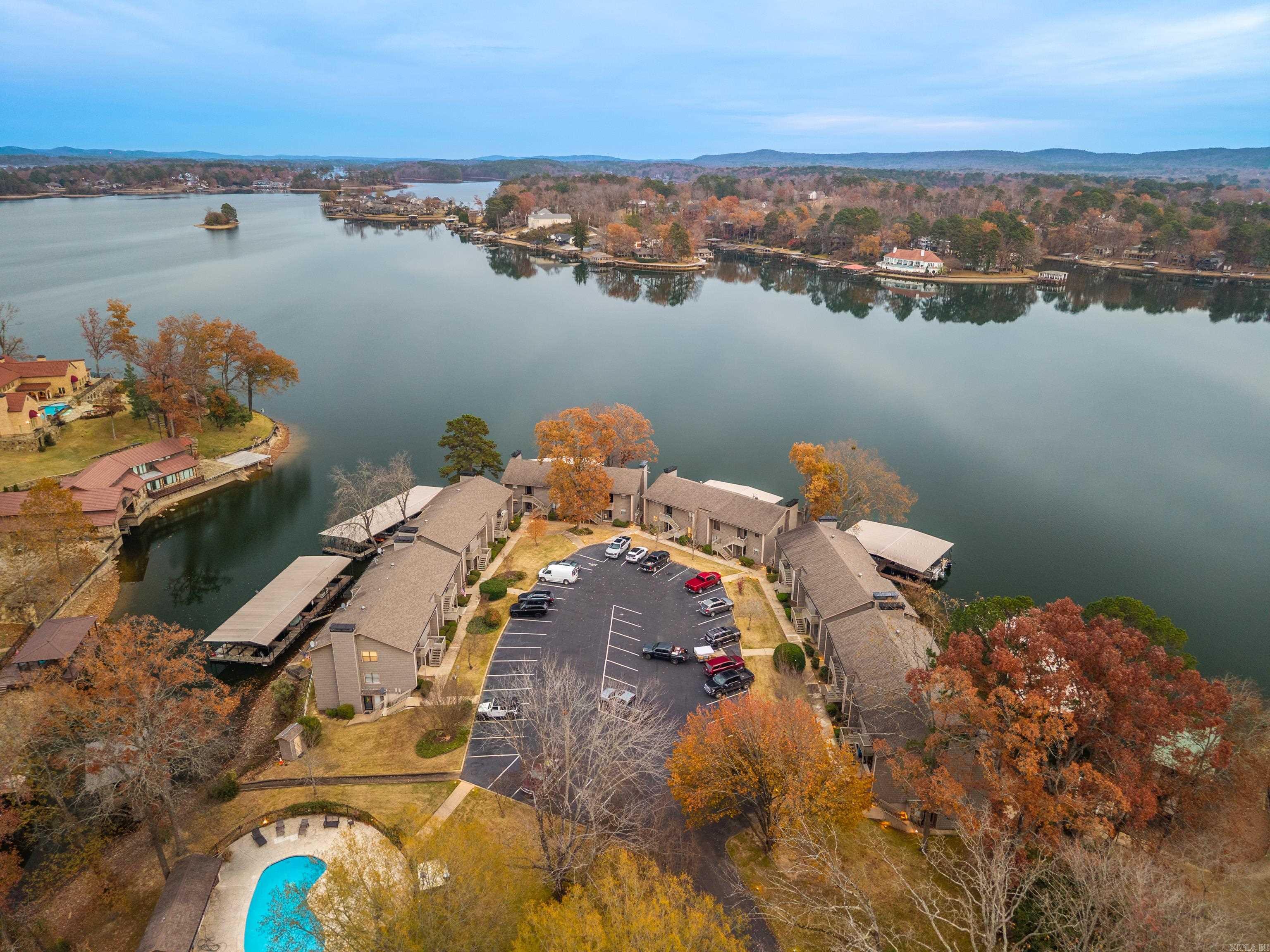 MOORINGS HPR - Residential