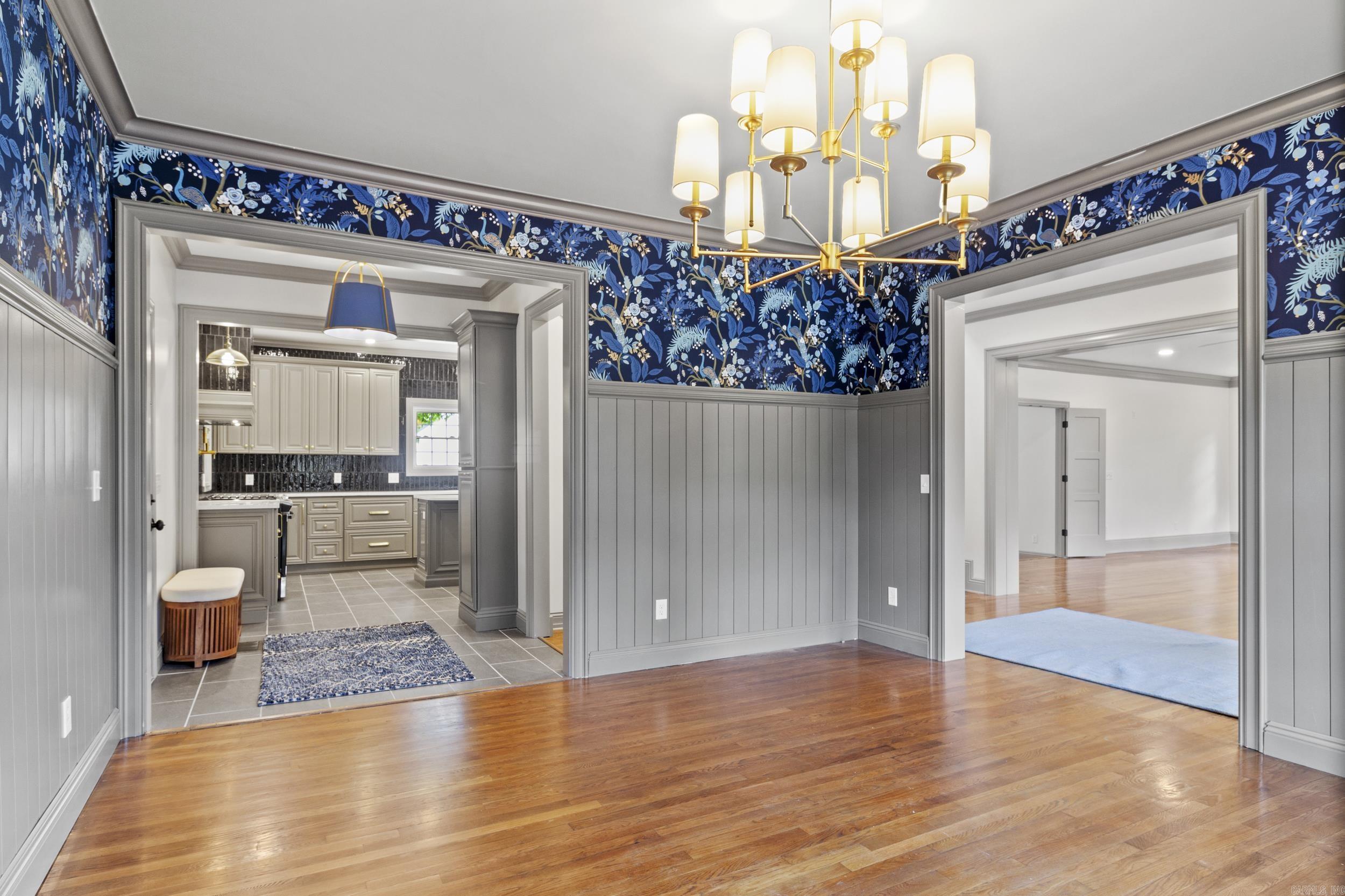 ELDRIDGE PLACE - Residential