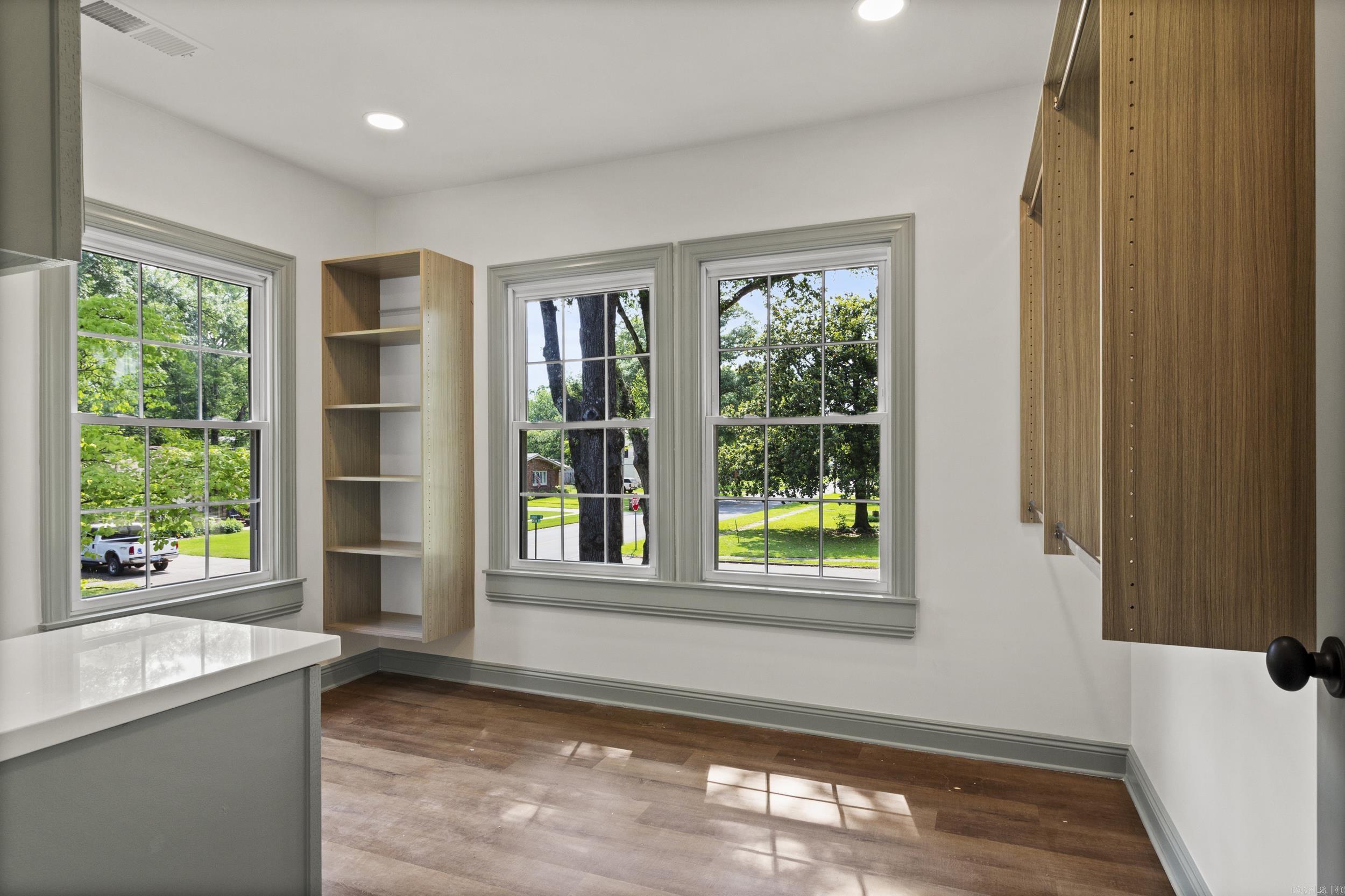 ELDRIDGE PLACE - Residential