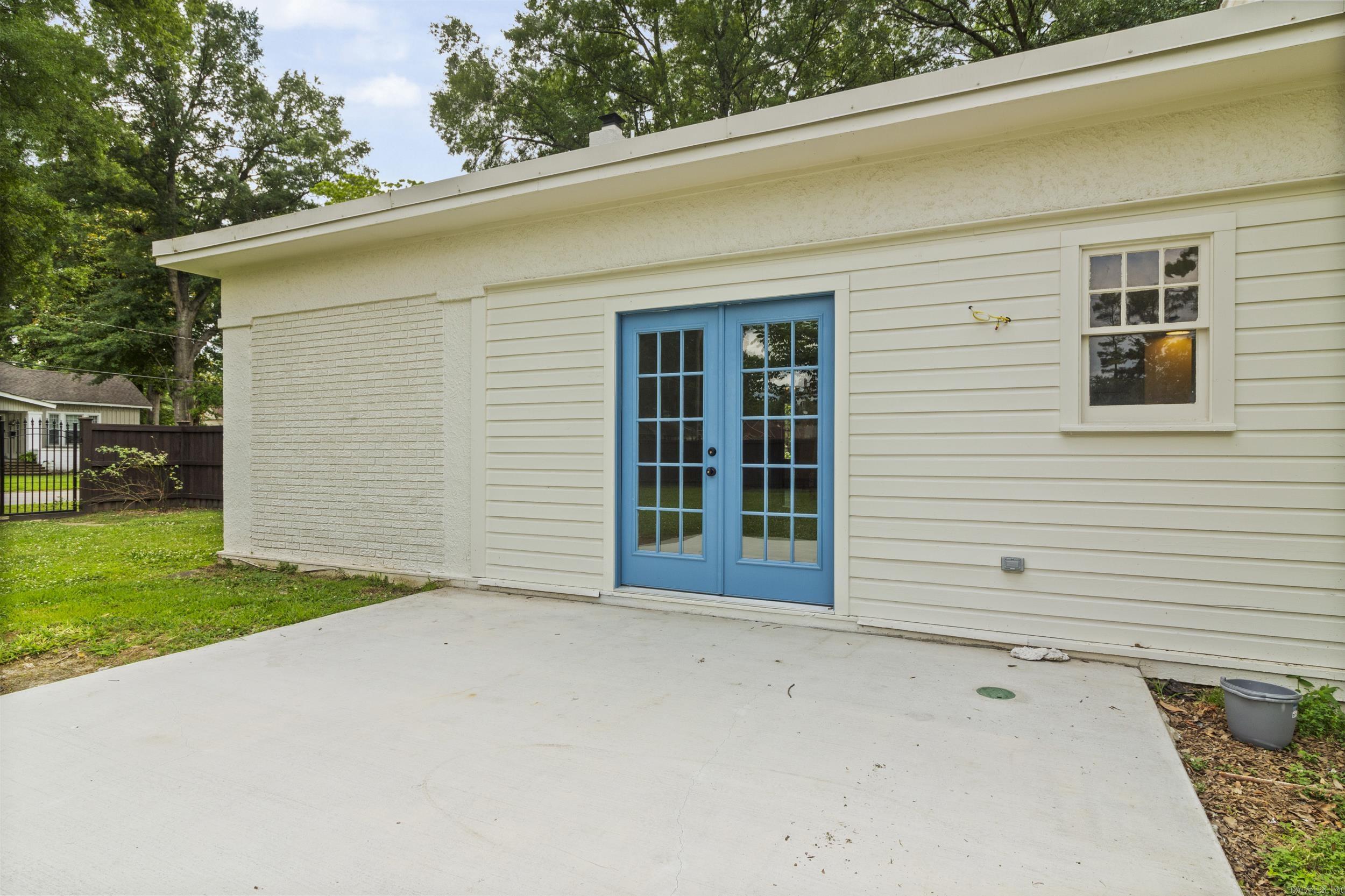 ELDRIDGE PLACE - Residential