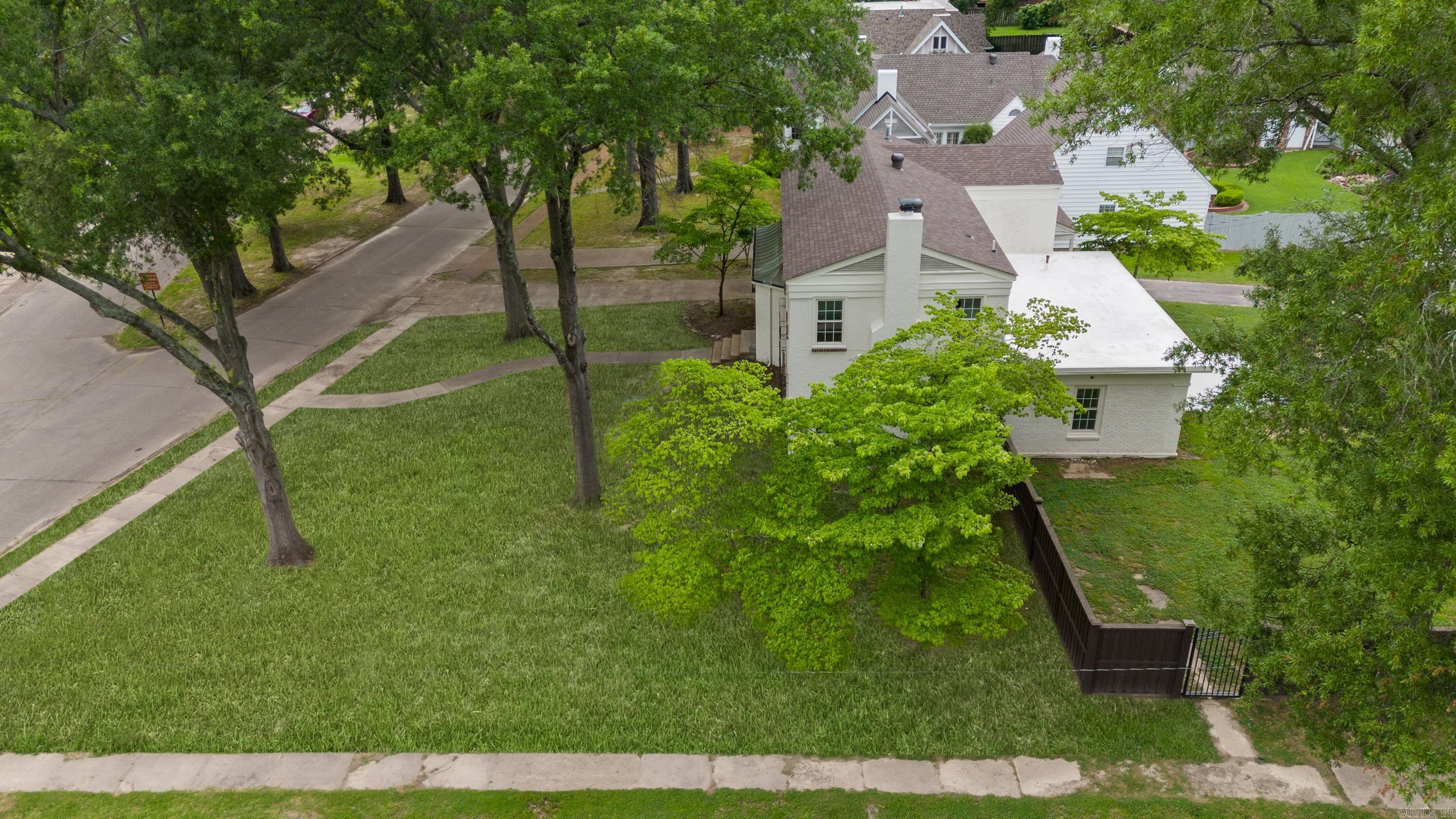 ELDRIDGE PLACE - Residential