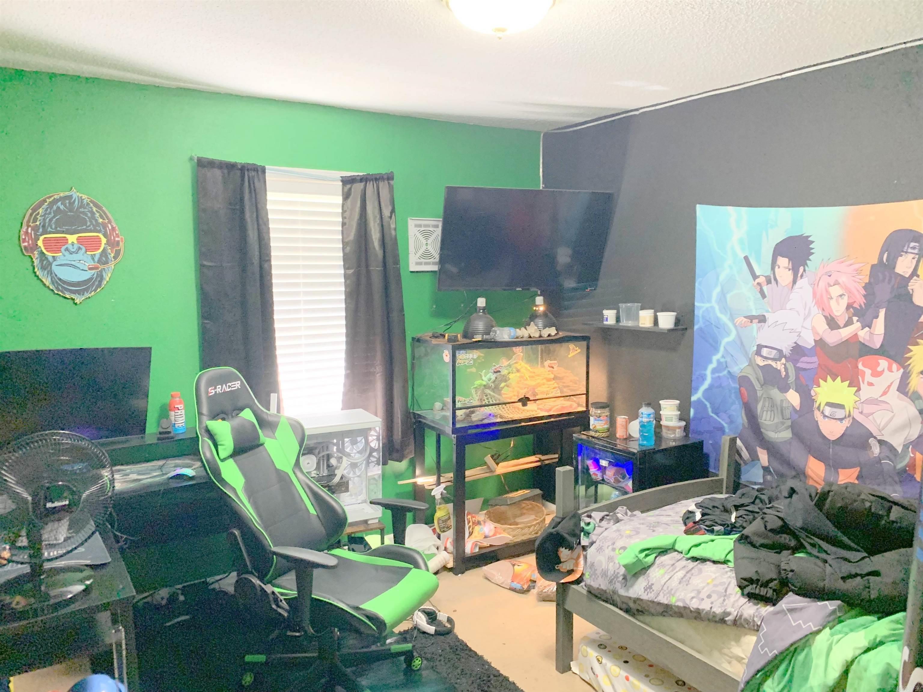 RIVER ROAD ESTATES - Residential